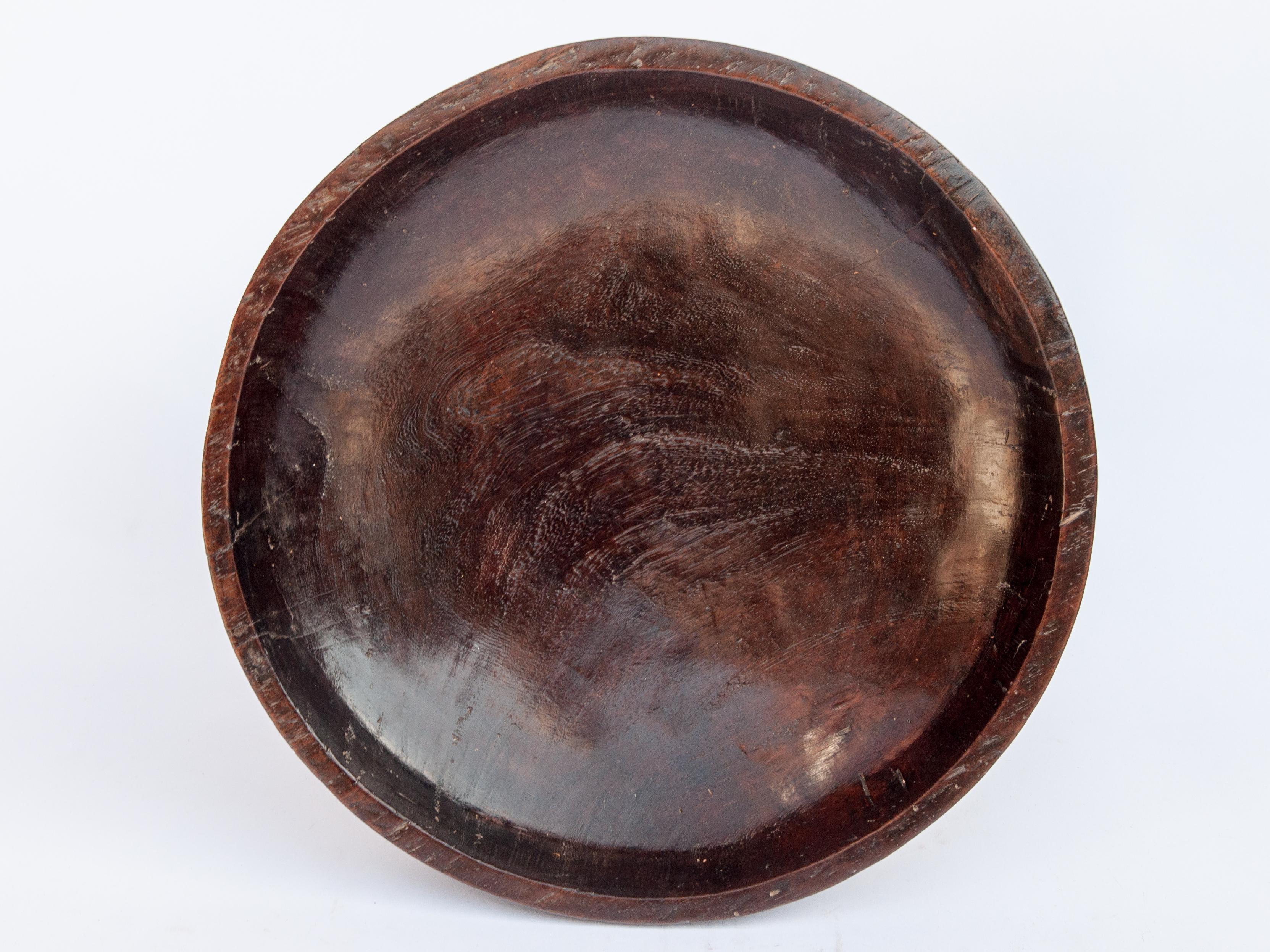 Hand-Carved Vintage Wood Bowl on Stand from Sulawesi, Indonesia, Mid-20th Century