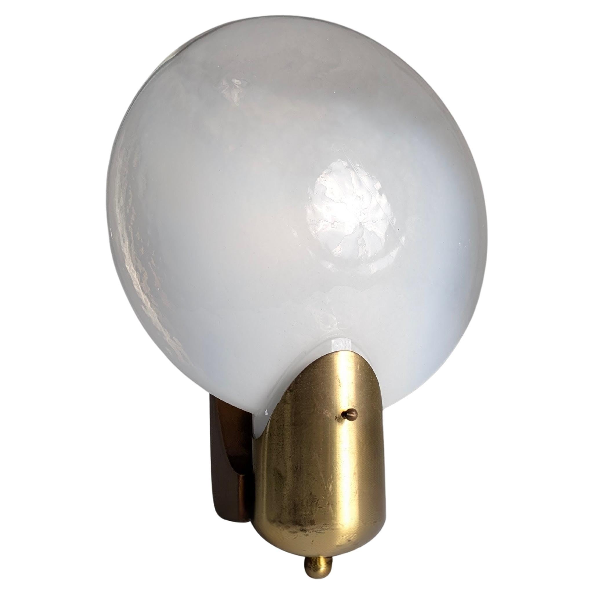 Aplique vintage de madera, latón y cristal ovalado bicolor, Italia, años 70