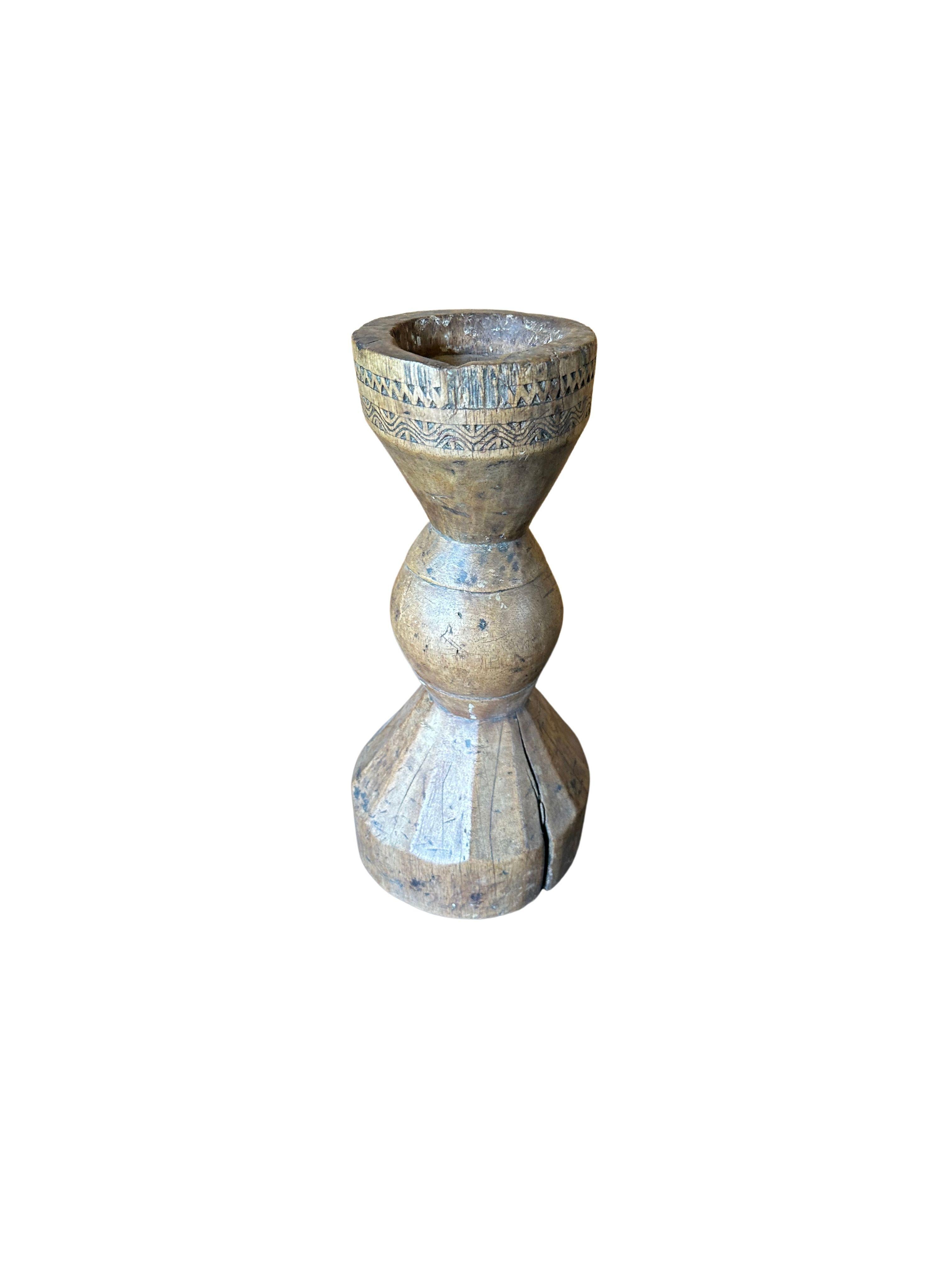 Vintage Wood Candle Holder with Carved Detailing, Java, c. 1950 In Good Condition For Sale In Jimbaran, Bali