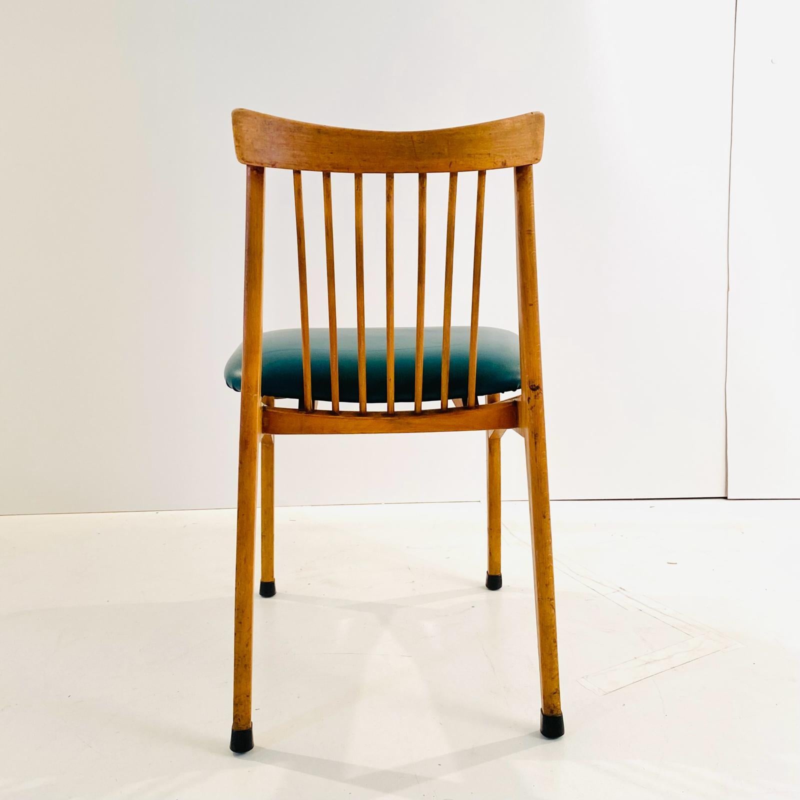 Midcentury modern wood dining chairs, Vierer-Set, Italien, 1960er Jahre im Angebot 6