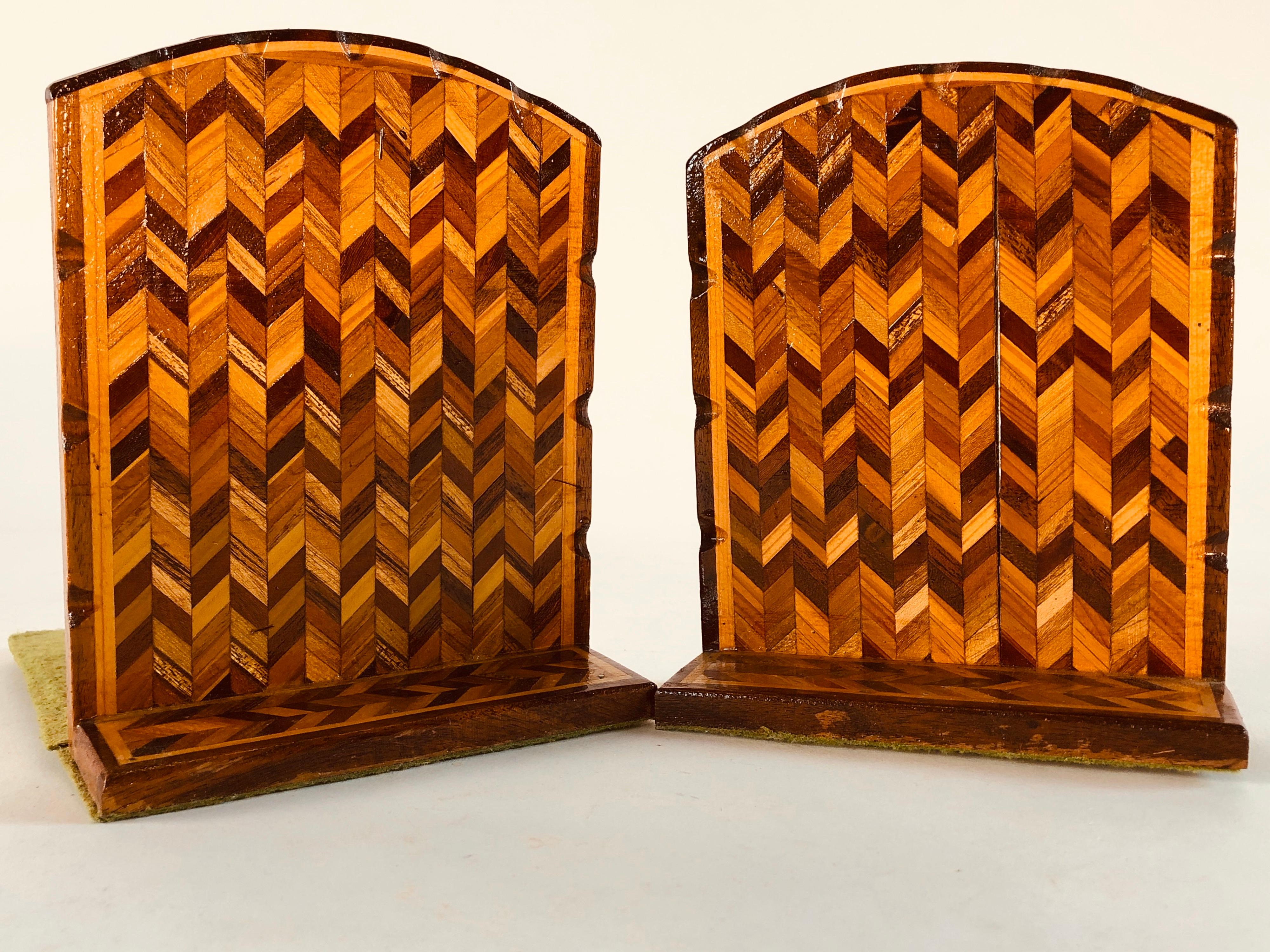 Vintage pair of wood chevron style bookends. No marks.