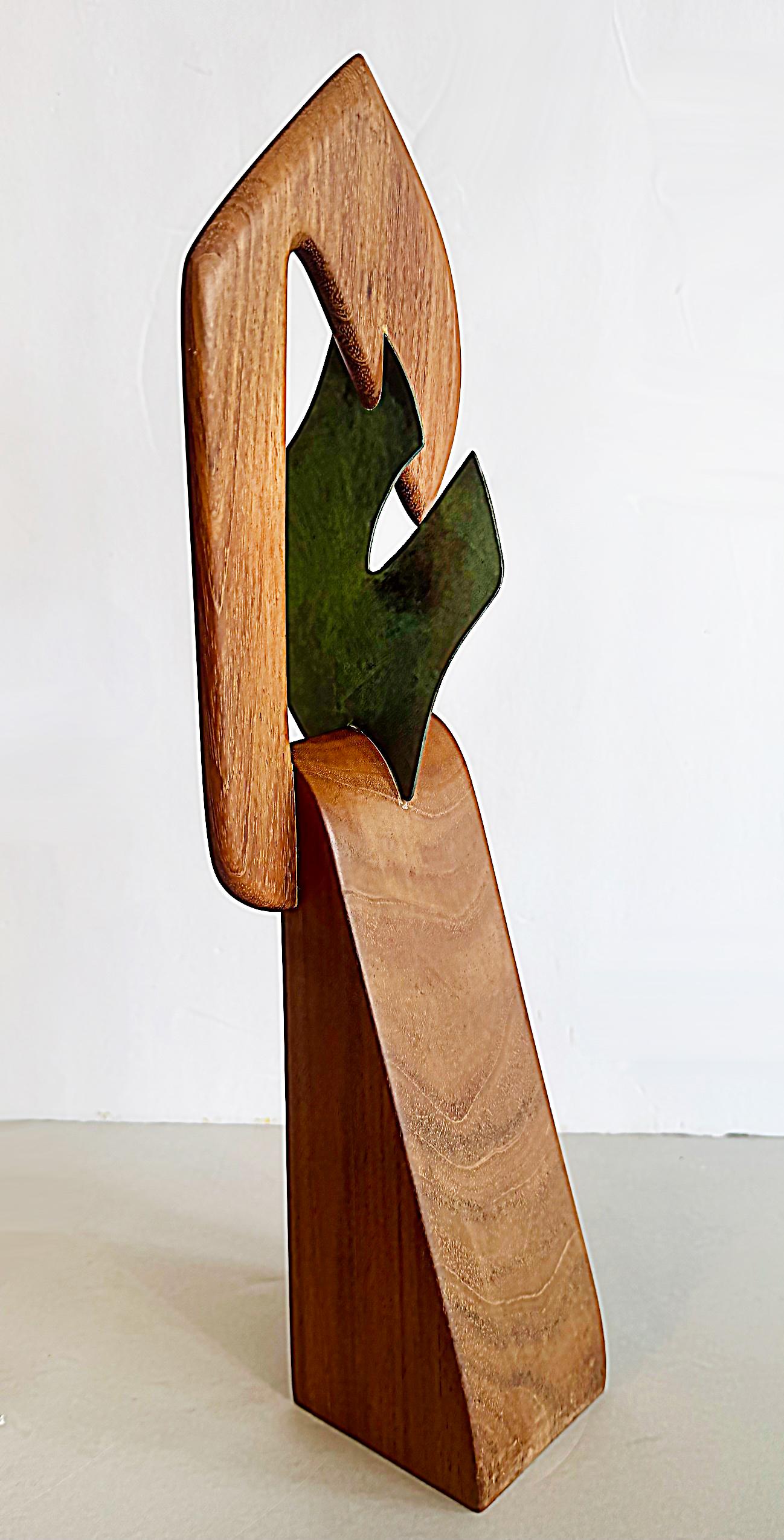 Organico moderno Scultura astratta biomorfa in legno e rame d'epoca in vendita