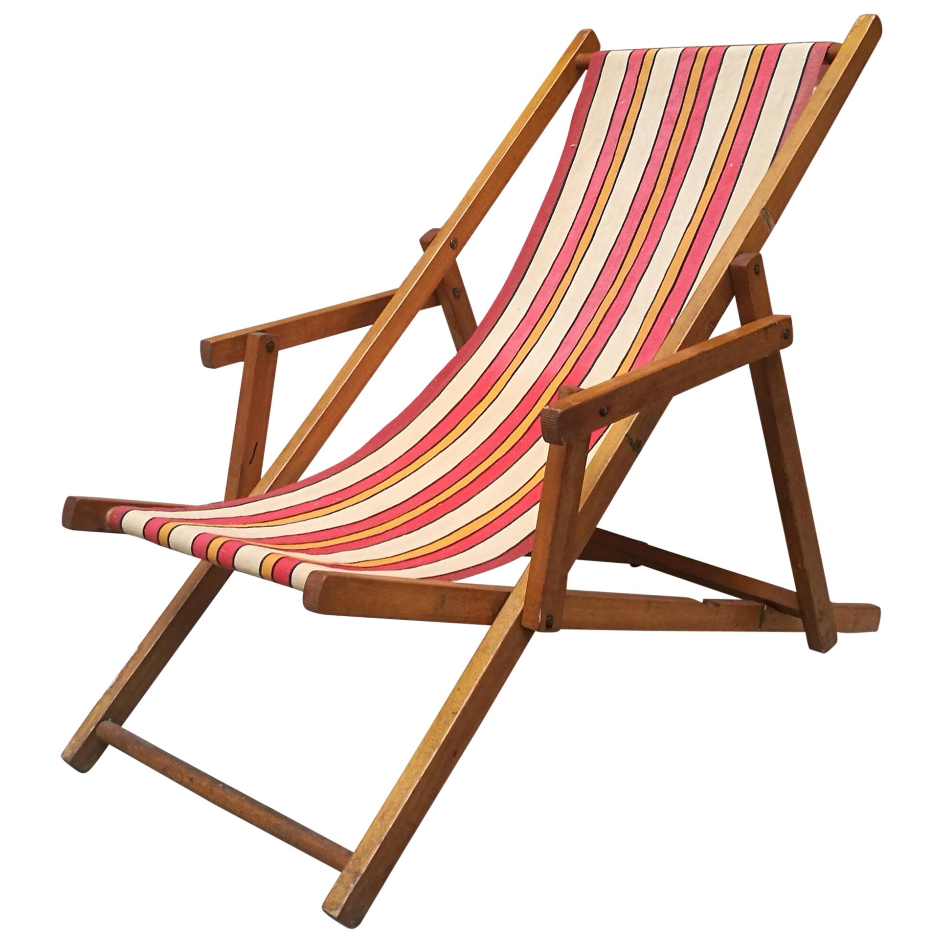 Italian mid-century small wood deckchair with original fabric, 1950s For Sale