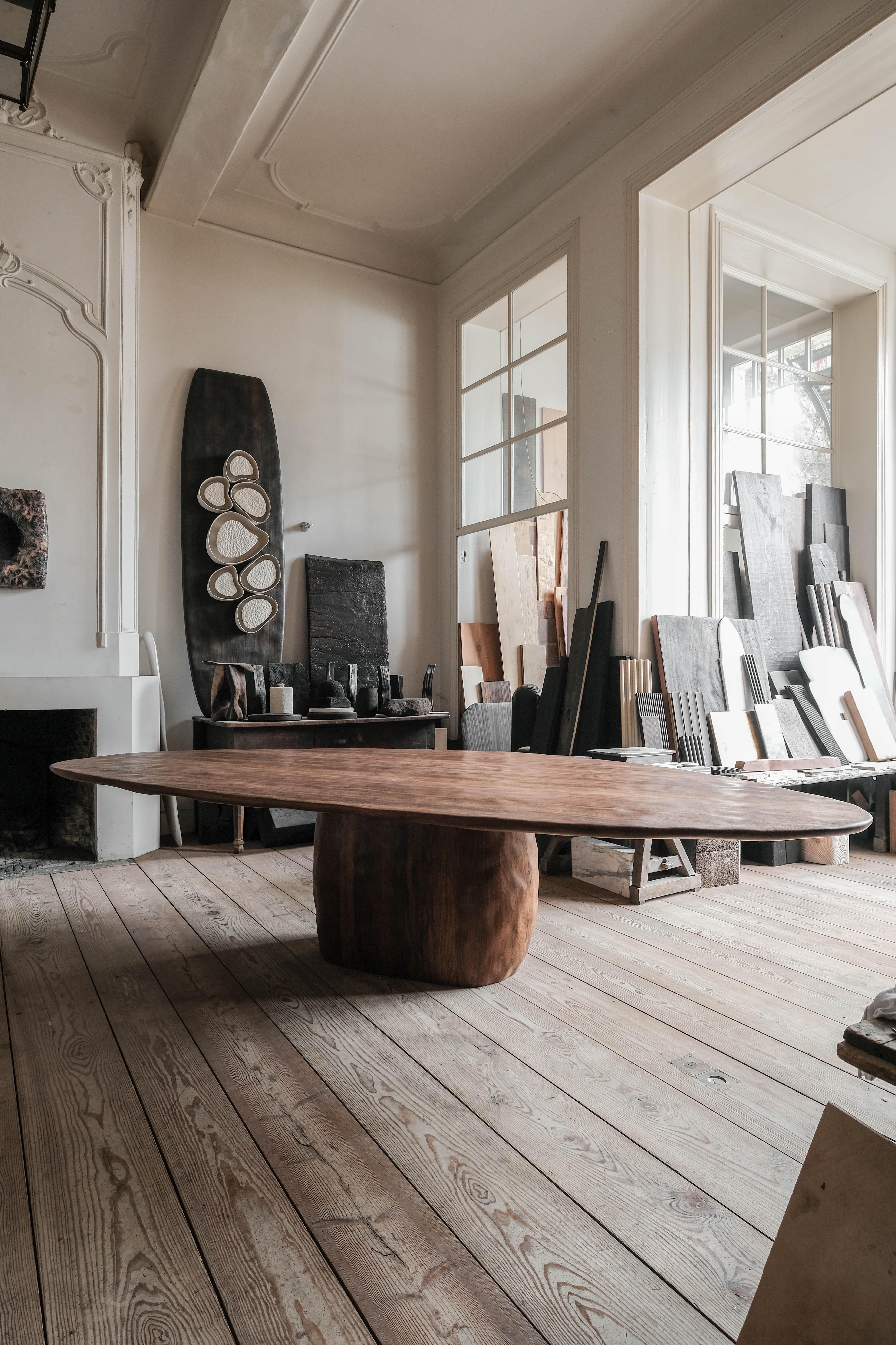Belge Table de salle à manger vintage en bois de l'Atelier Benoit Viaene en vente