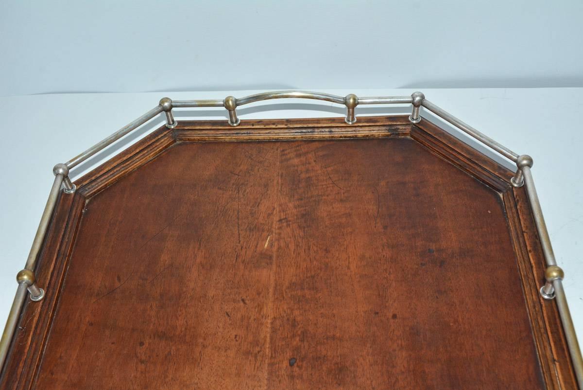 Vintage Wood Gallery Serving Tray In Good Condition In Sheffield, MA