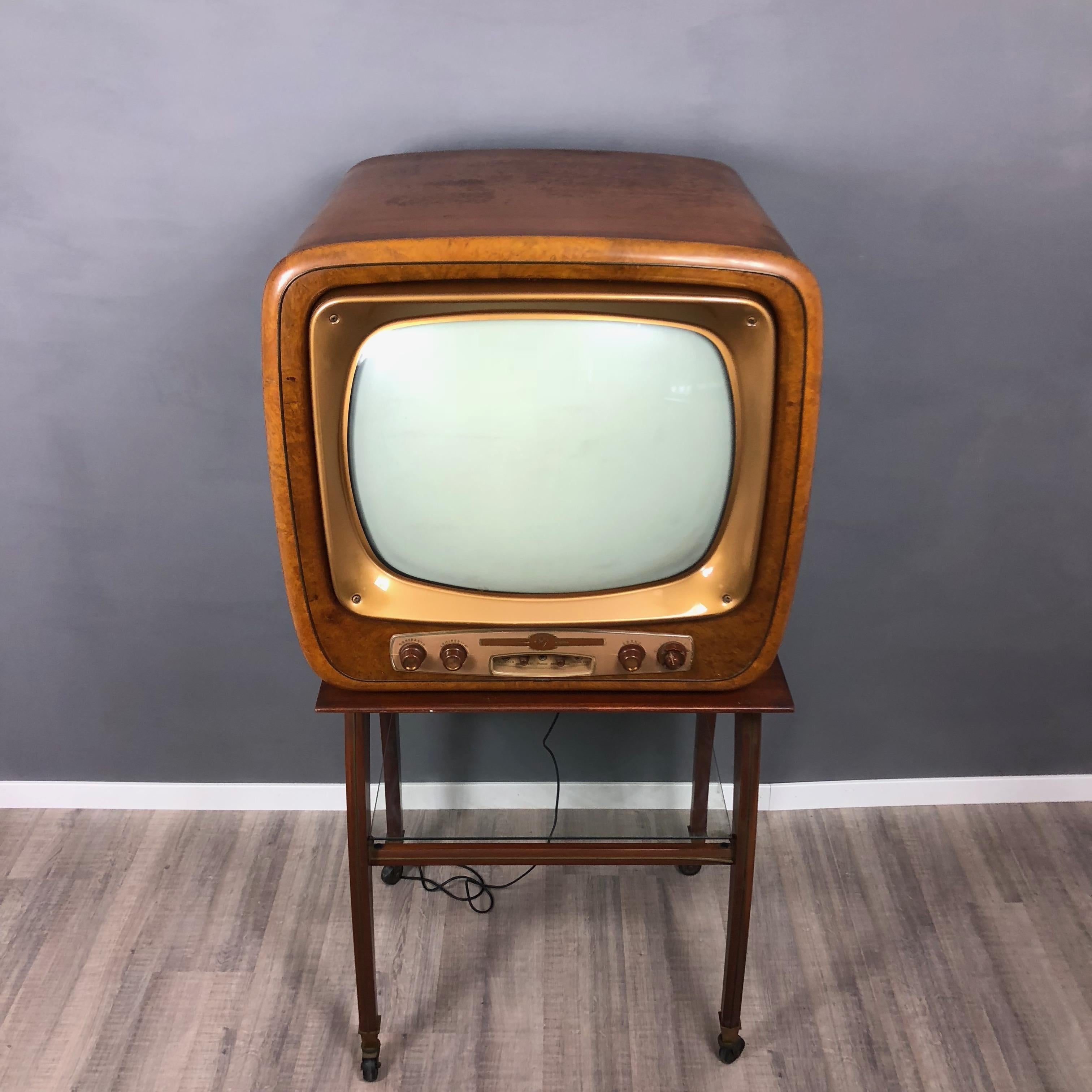 Mid-Century Modern Vintage Wood Geloso Television GT1014, 1950s, Italy For Sale