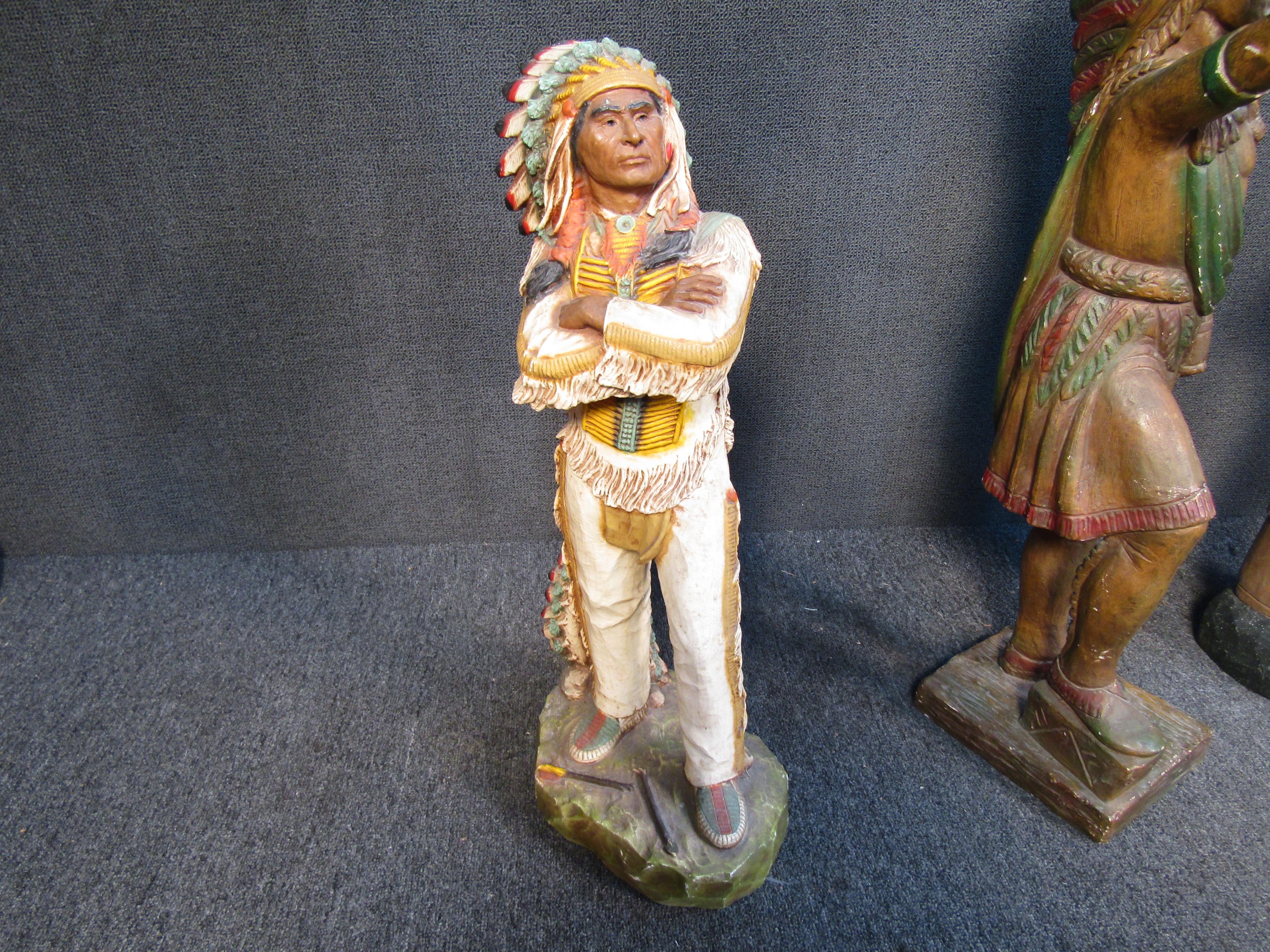 Vintage Wood Native American Statues In Good Condition In Brooklyn, NY