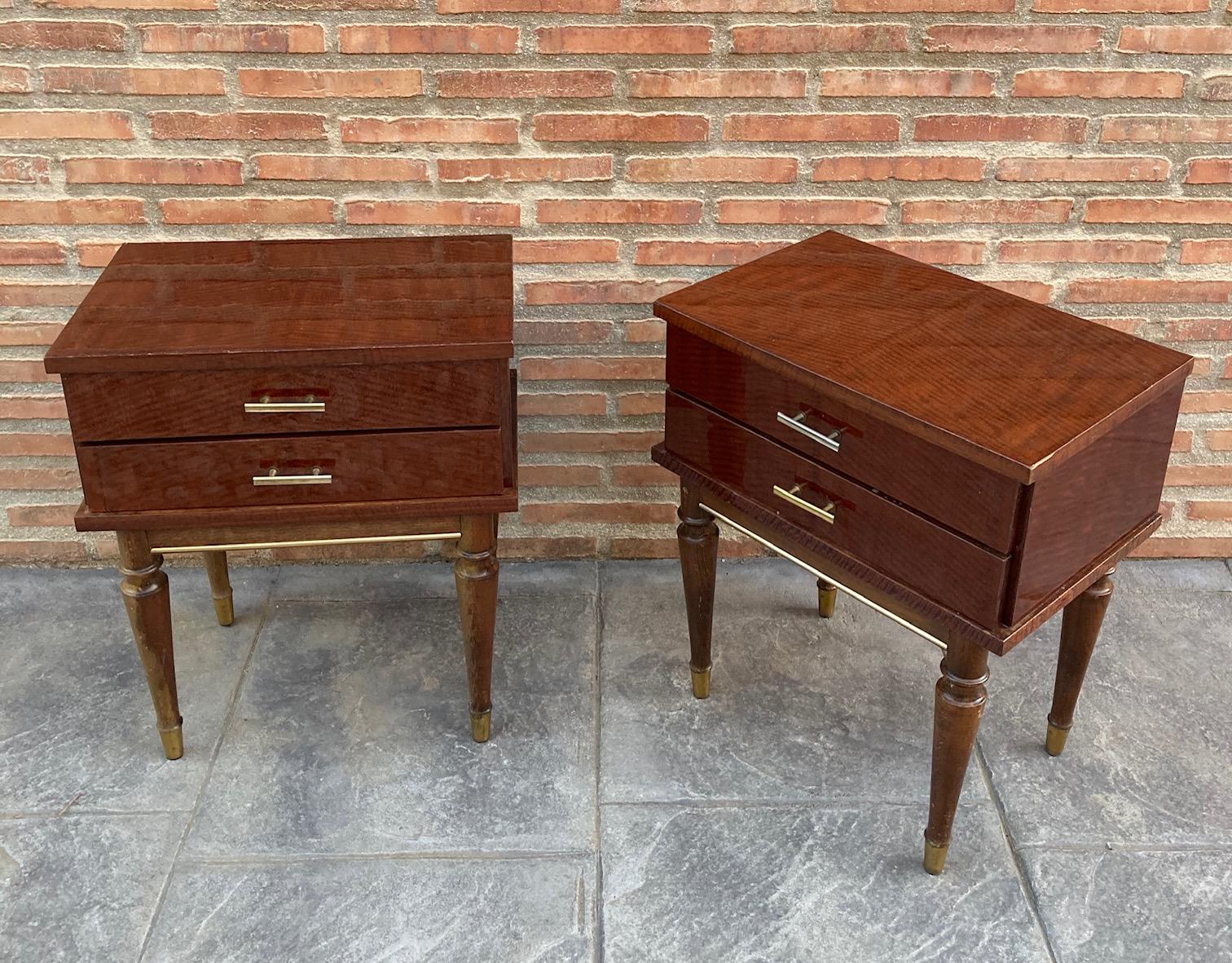 A pair of bedside cabinets from the 1960s. Cabinets fully original and in very good condition. Attractive and functional form.

Additional dimensions information:

Height to the floor to the drawer 36cm.