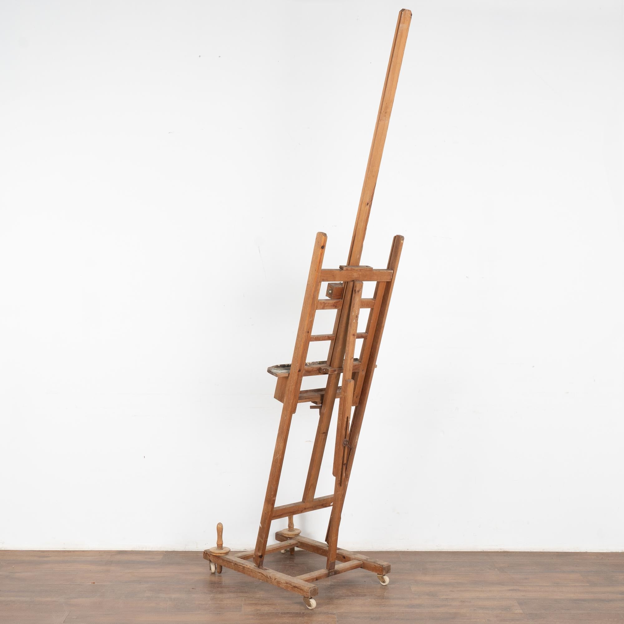 Cavalletto da pittore in legno vintage, Danimarca, circa 1920 in vendita 2