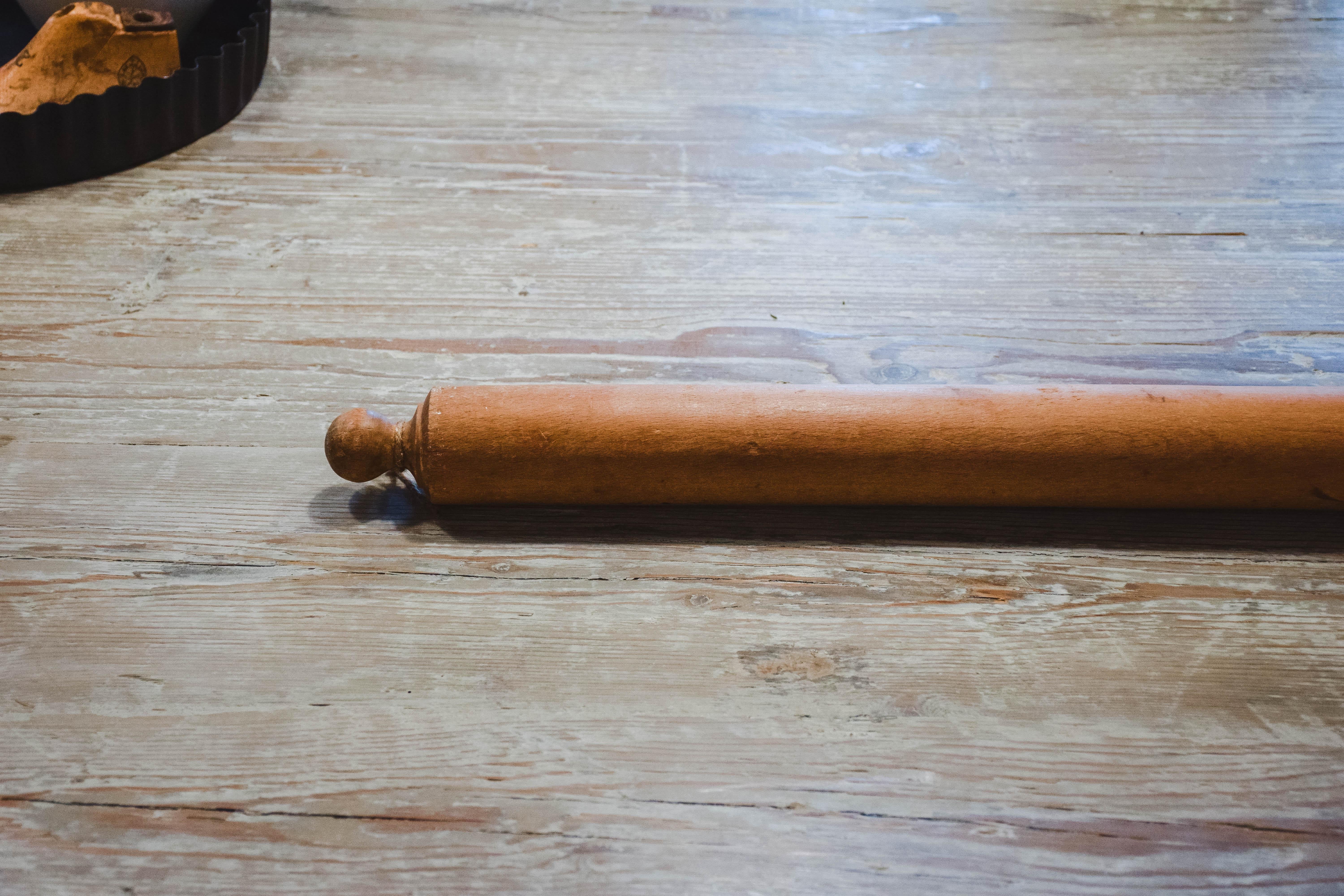 Vintage Wood Rolling Pin In Good Condition In Houston, TX