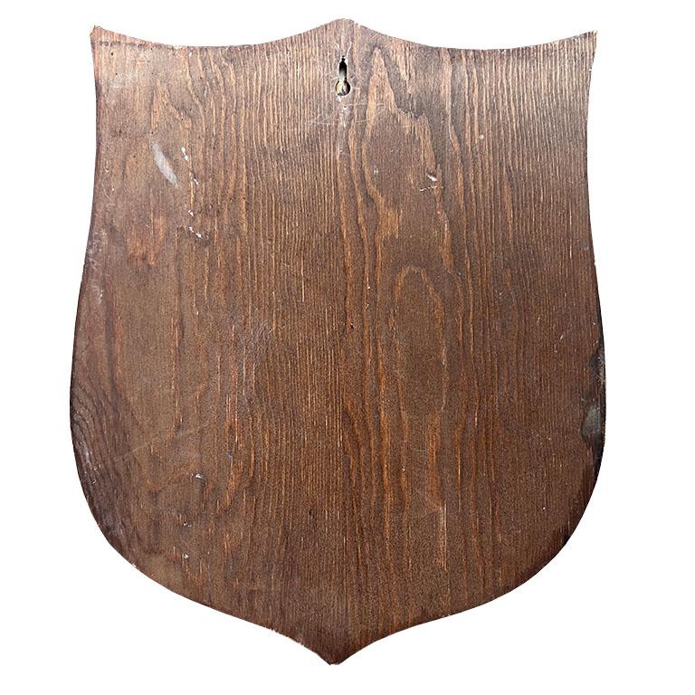 Metallo Gioco di lancio di scudi o anelli in legno vintage con ganci dopo Abercrombie in vendita