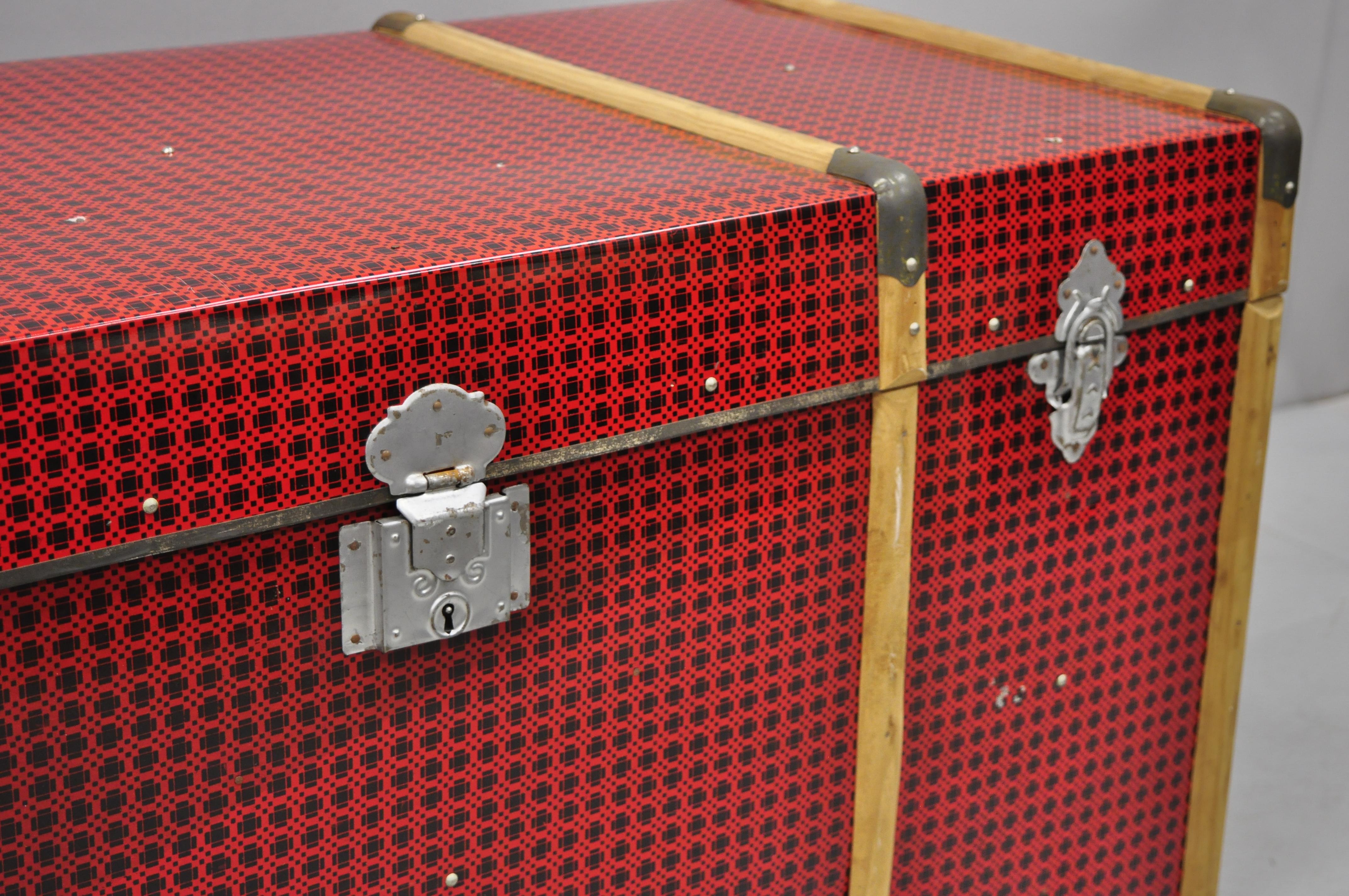 trunk tin