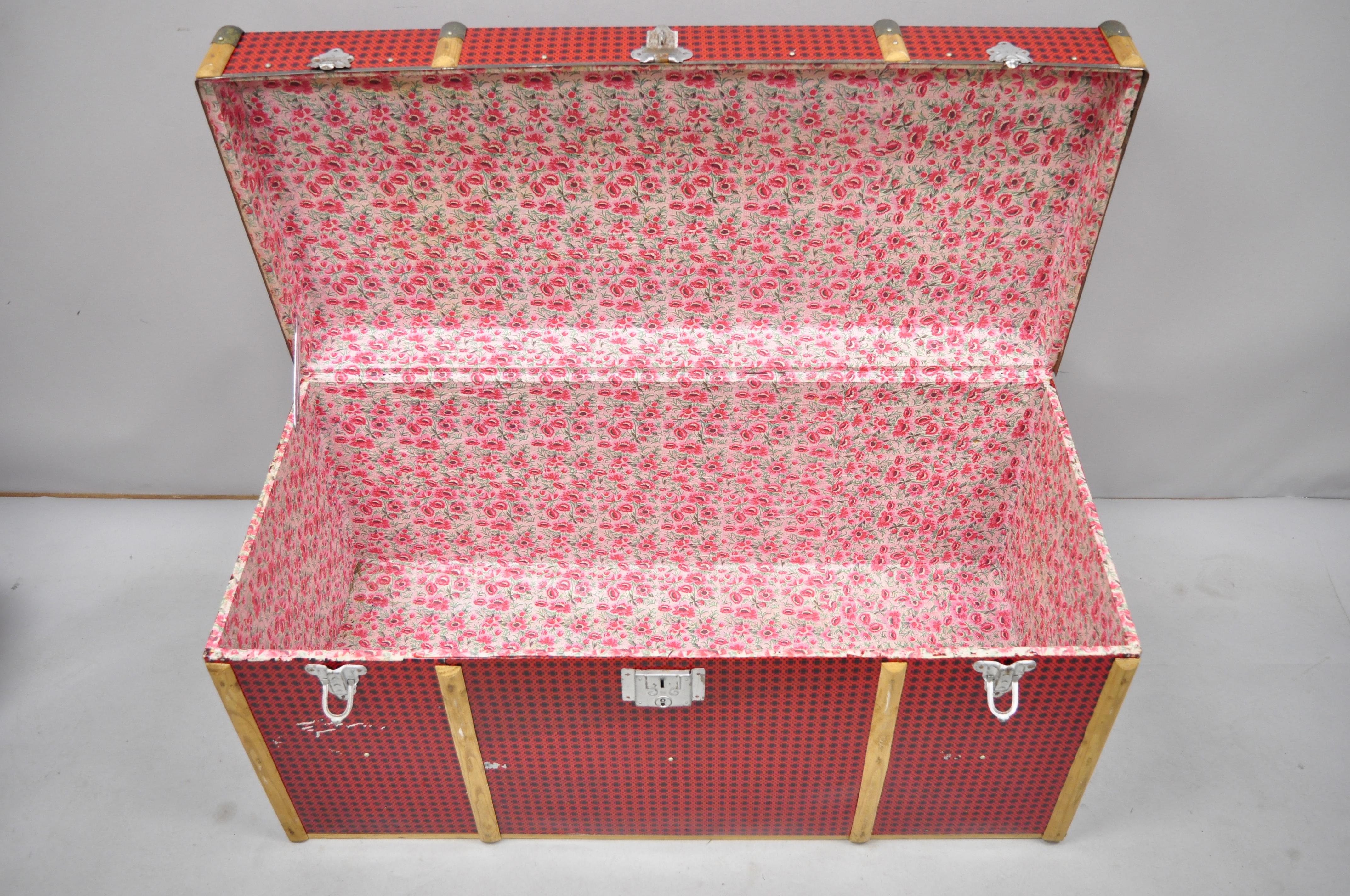 American Vintage Wood Tin Metal Wrapped Red Faux Cane Wicker Chest Trunk Box For Sale