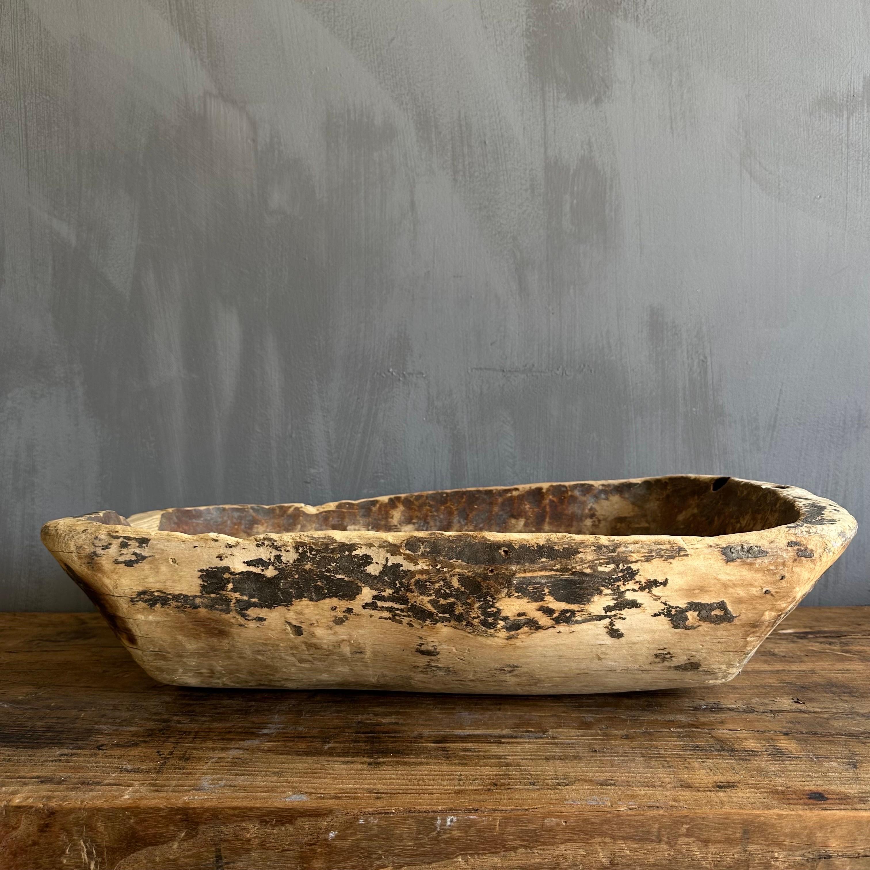 Vintage Wood Trough Decorative Bowl In Good Condition For Sale In Brea, CA