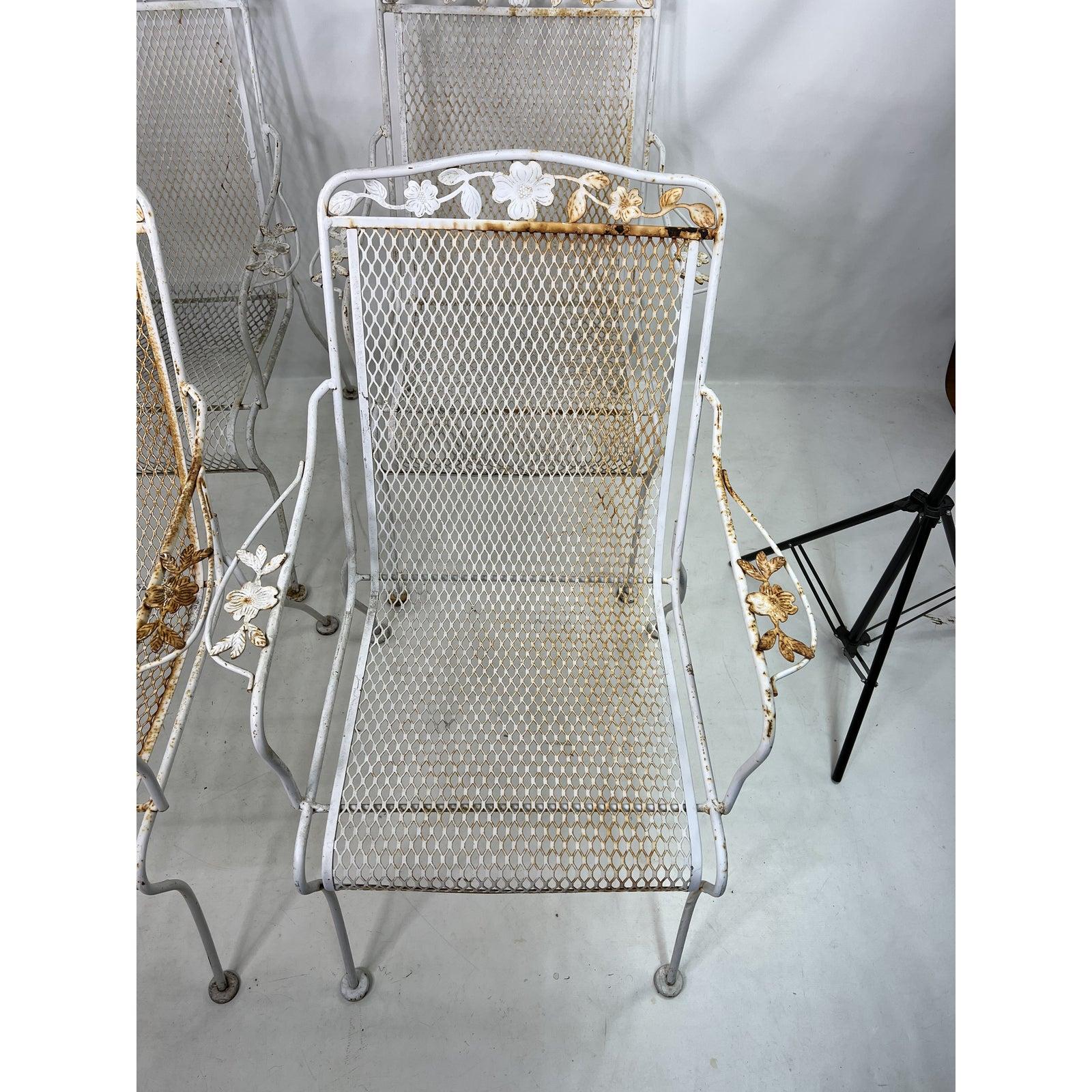 Vintage Woodard Cast Iron Mesh Outdoor Chairs, Set of 4 In Good Condition In Esperance, NY