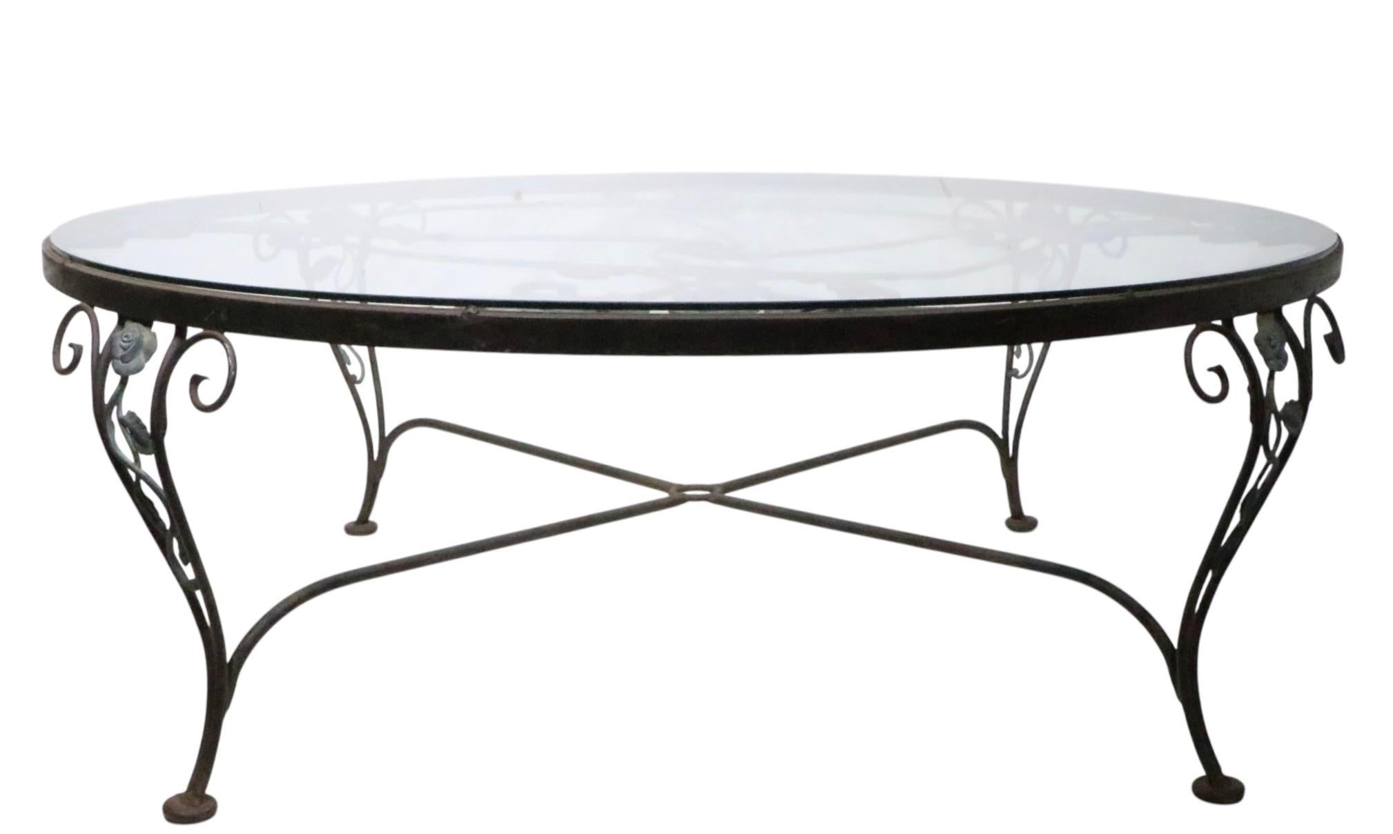 Tavolino vintage in ferro battuto Woodard Chantilly Rose in vendita 3