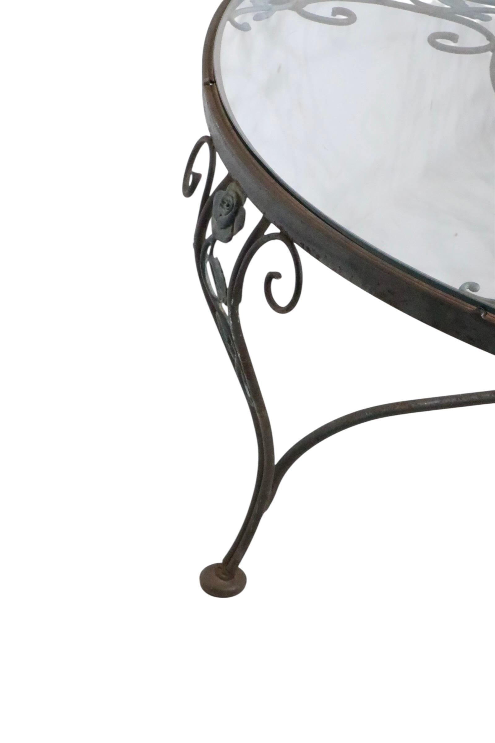 Tavolino vintage in ferro battuto Woodard Chantilly Rose in vendita 9