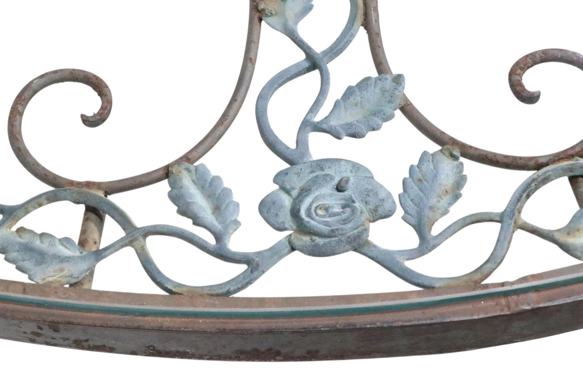 Tavolino vintage in ferro battuto Woodard Chantilly Rose in vendita 10