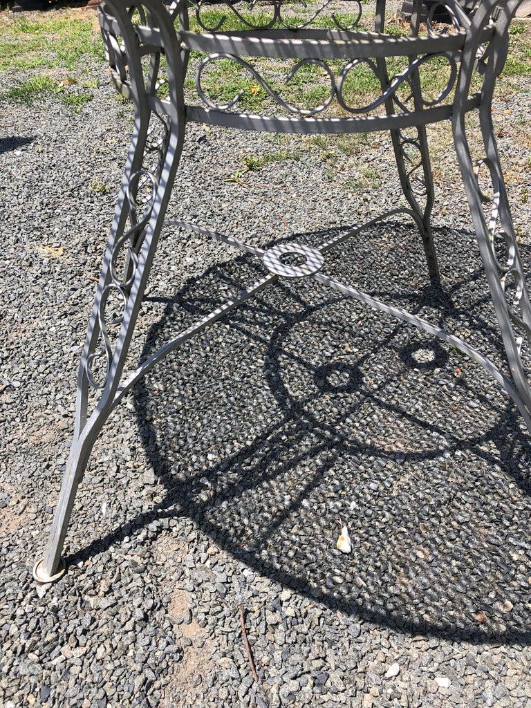 Vintage Woodard Midcentury Outdoor Dining Set with Round Table and 4