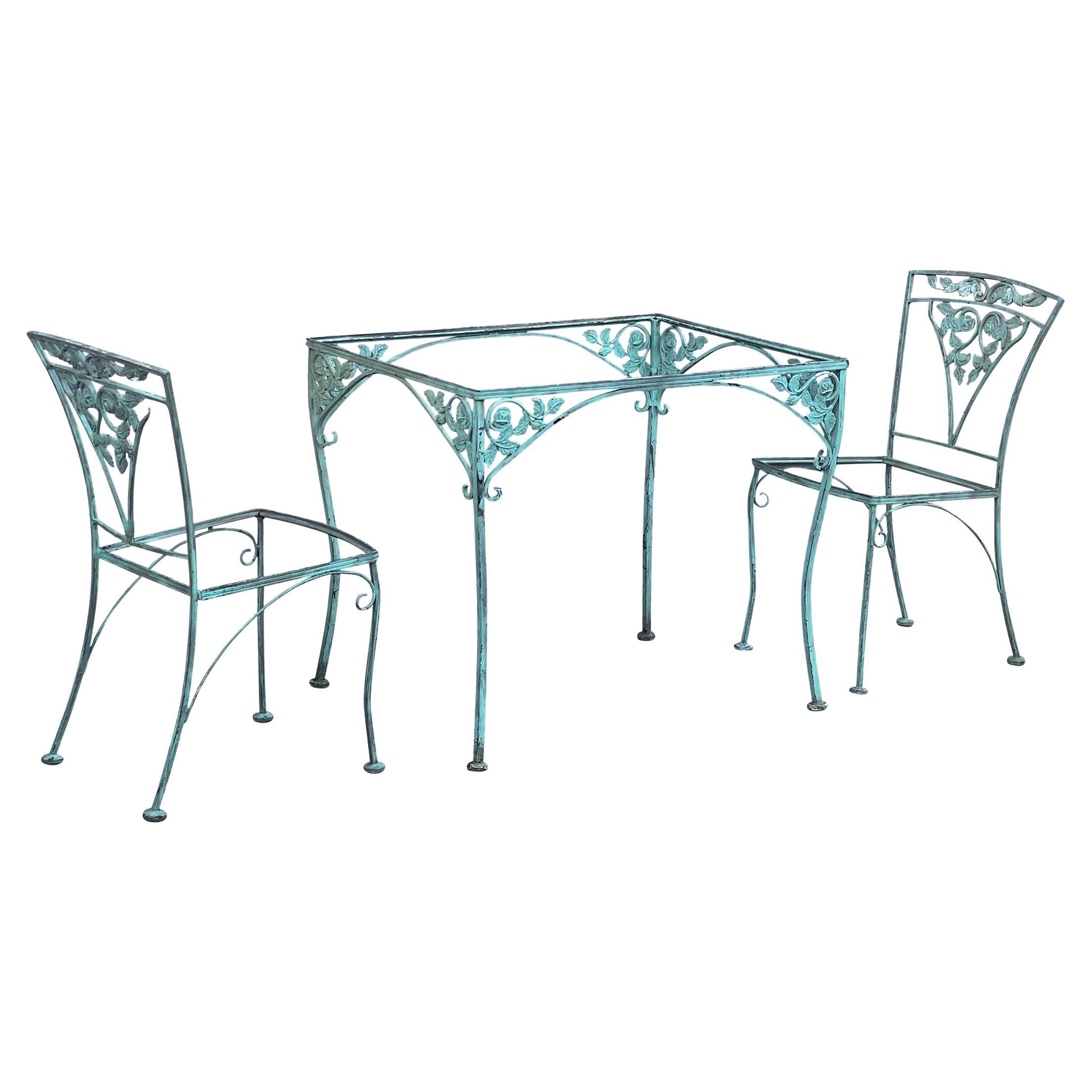 Ensemble de patio "Orleans" vintage de Woodard en vert (ensemble de 2 chaises et table) en vente