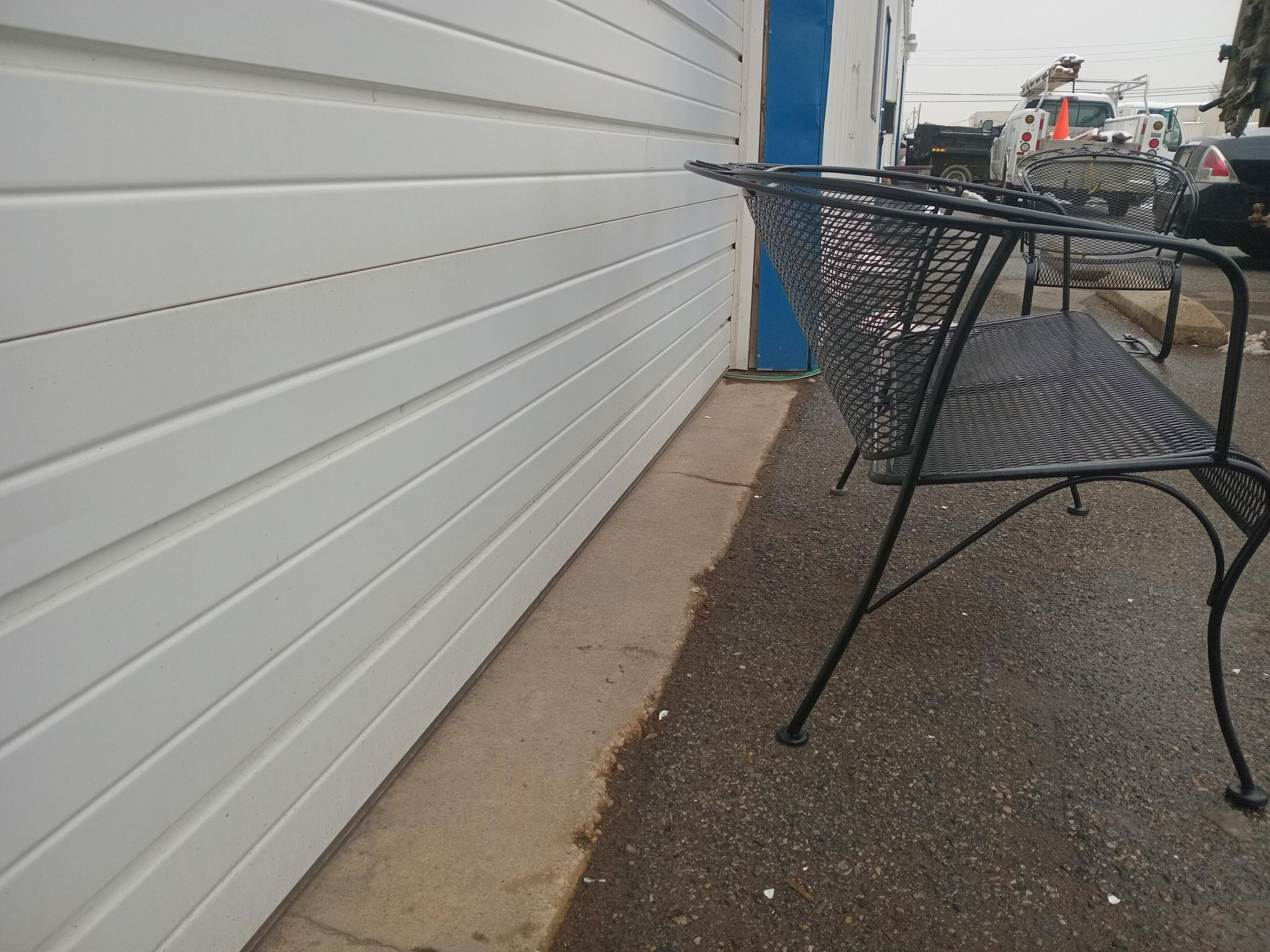 Vintage Woodard Outdoor Iron Loveseat/Bench 9