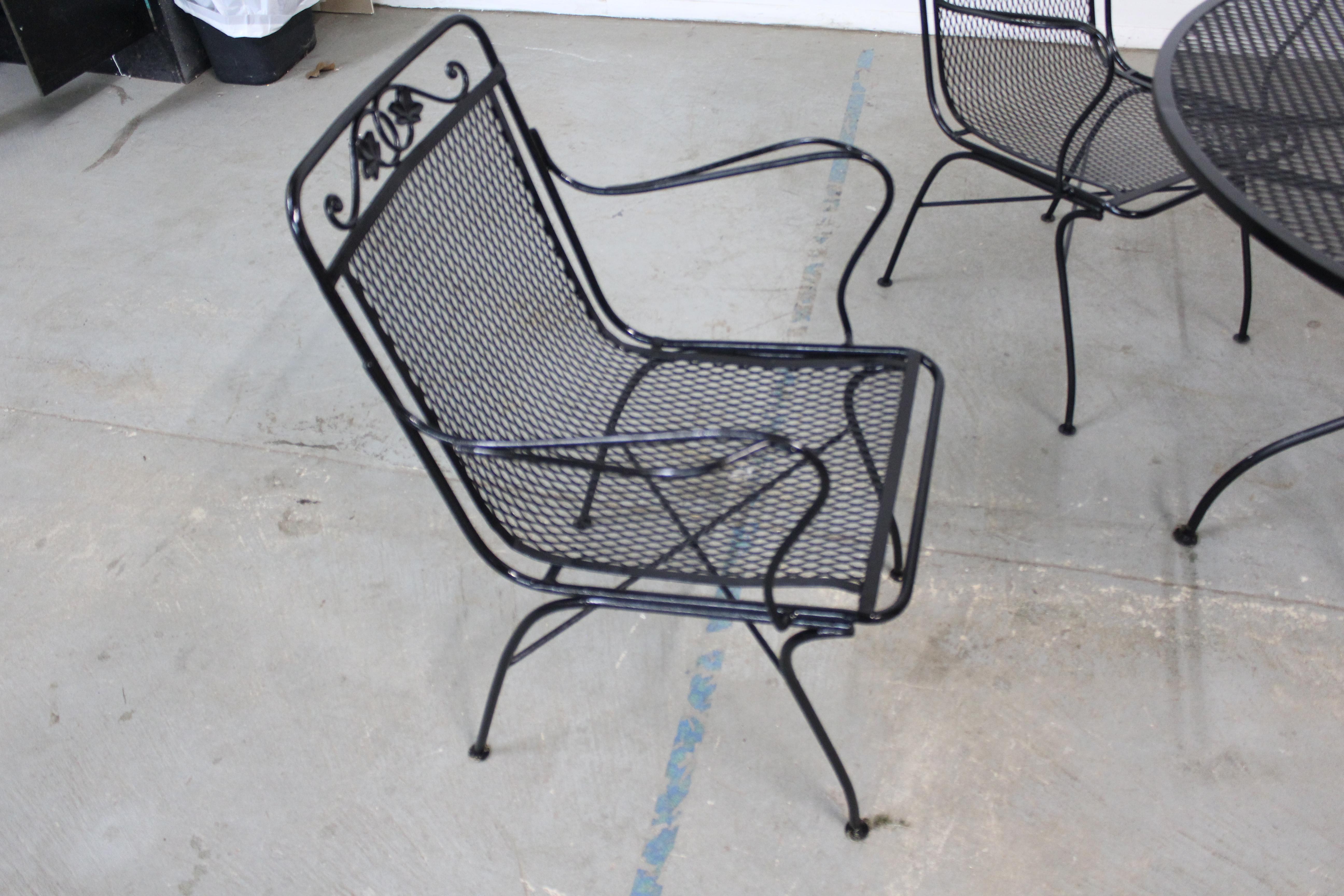 Late 20th Century Vintage Woodard Outdoor Iron Table and 4 Chairs  For Sale