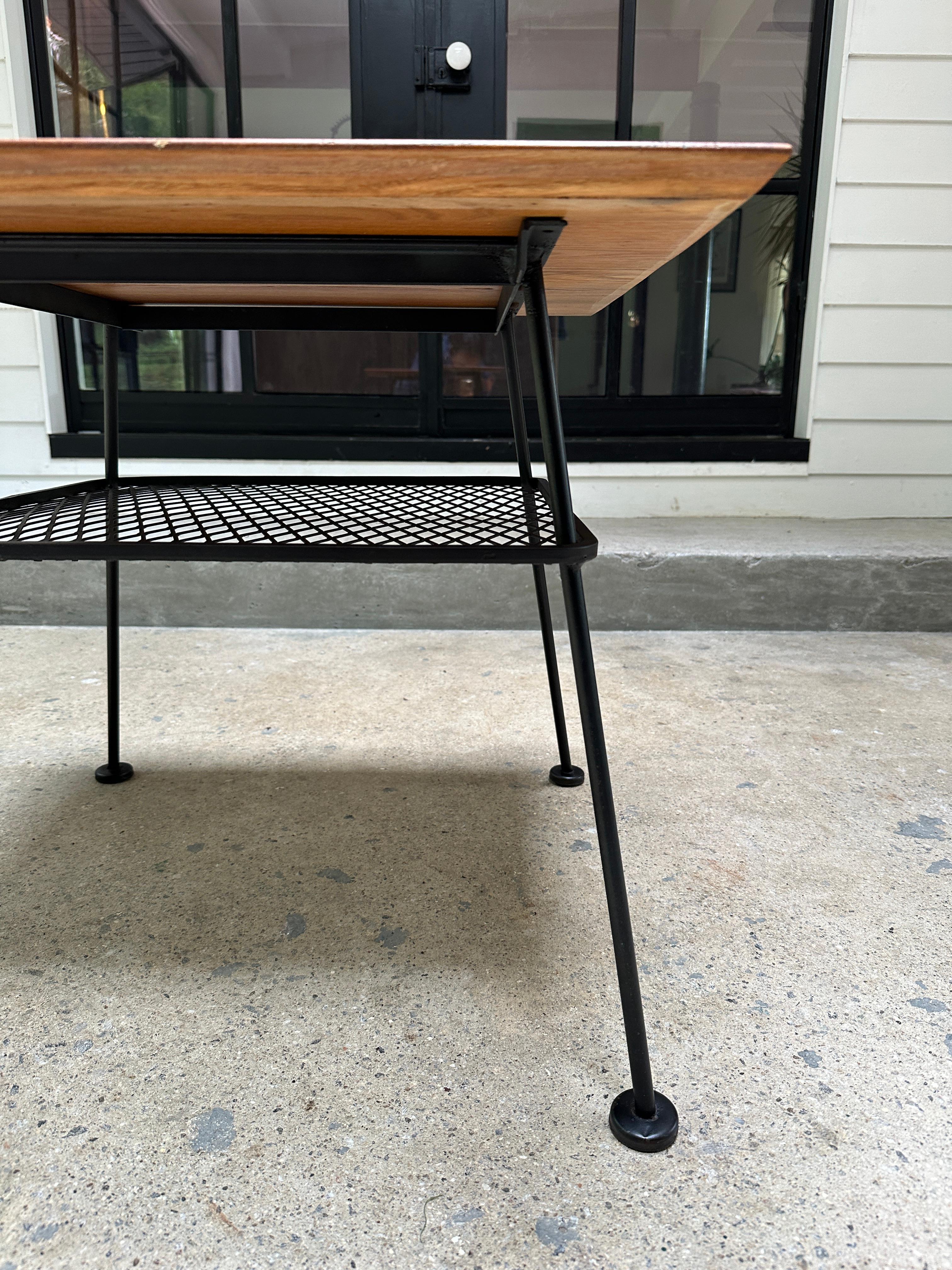American Vintage Woodard 'Sculptura' wood top side table