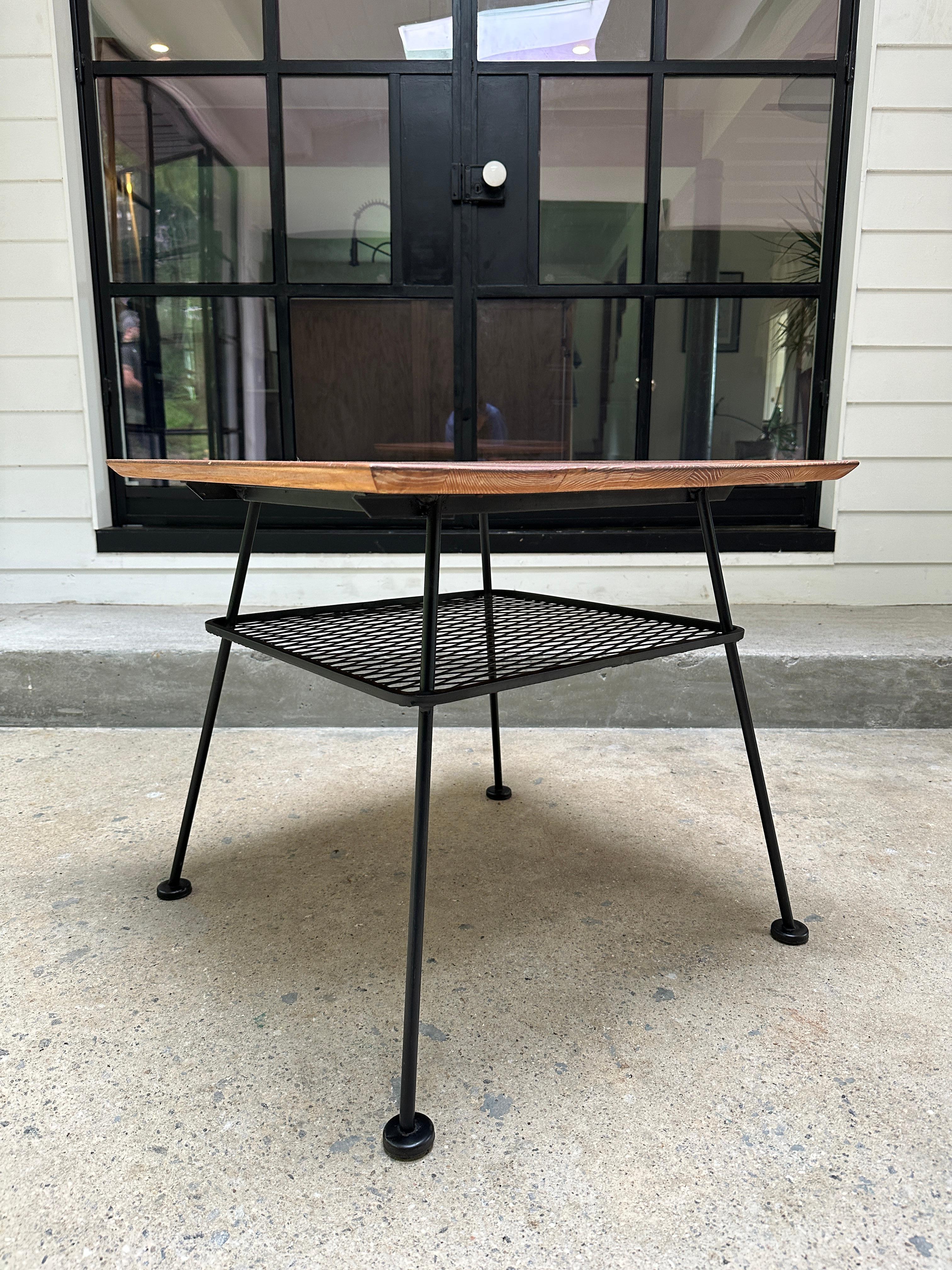 Vintage Woodard 'Sculptura' wood top side table In Good Condition In Asheville, NC