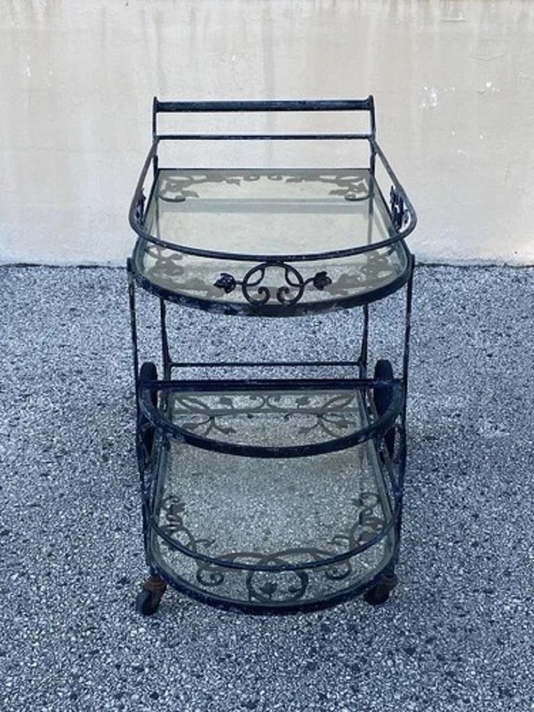 Vintage Woodard Schmiedeeisen Blatt & Vine geschwungenen Glas Garten Patio Bar Teewagen (Art nouveau) im Angebot