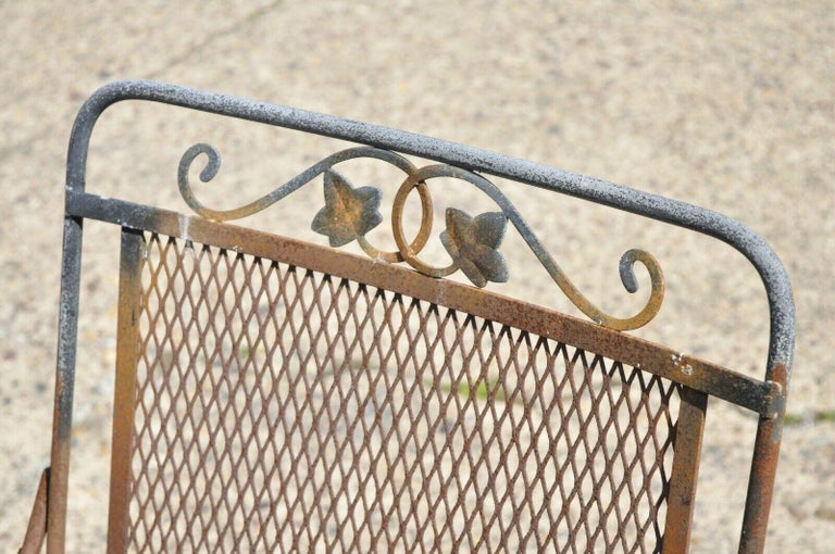 Vintage Woodard Wrought Iron Maple Leaf Garden Patio Bouncer Spring