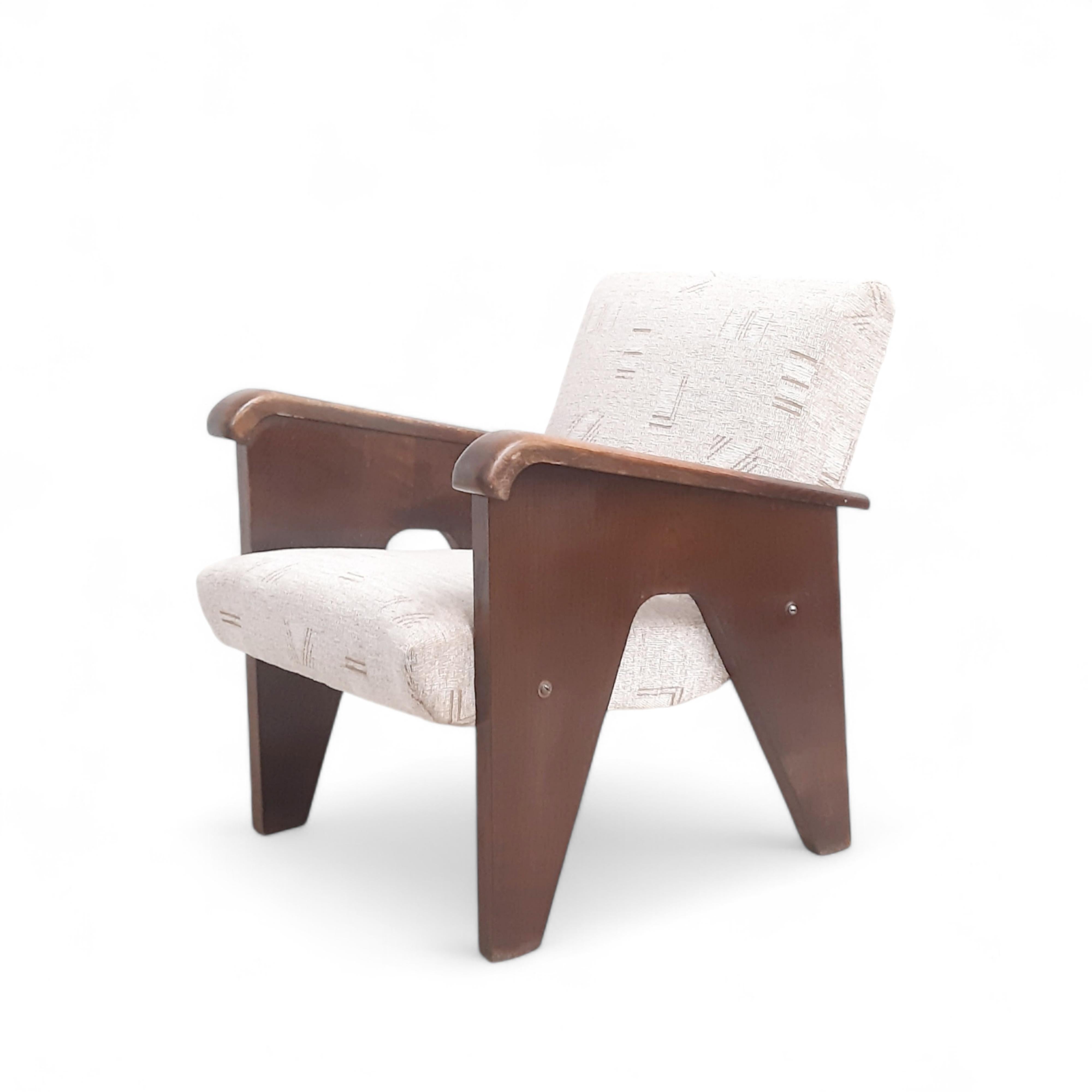 Vintage Wooden A-Shaped Armchair by UP Závody, Czechoslovakia For Sale 2