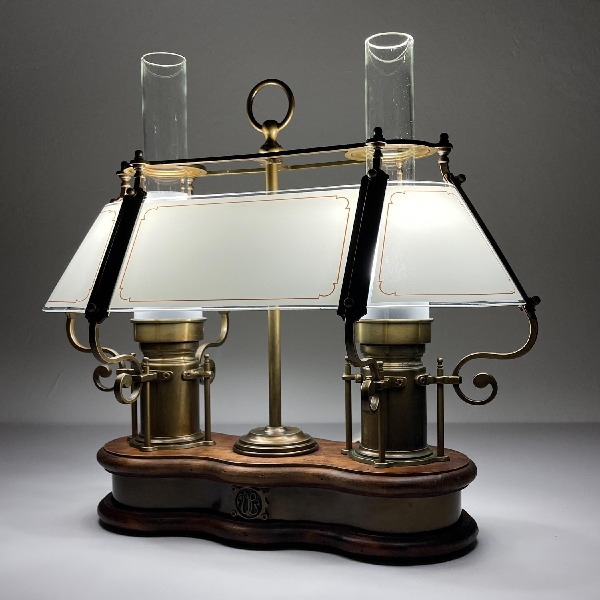 Vintage Tischlampe aus Holz und Messing von Qvist & Co, Schweden 1970er im Angebot 8