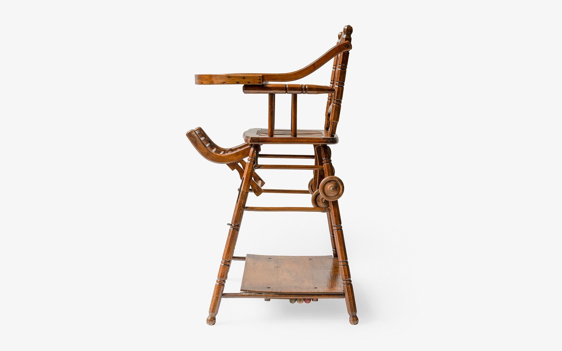Chaise haute convertible pour bébé en bois vintage en vente 7