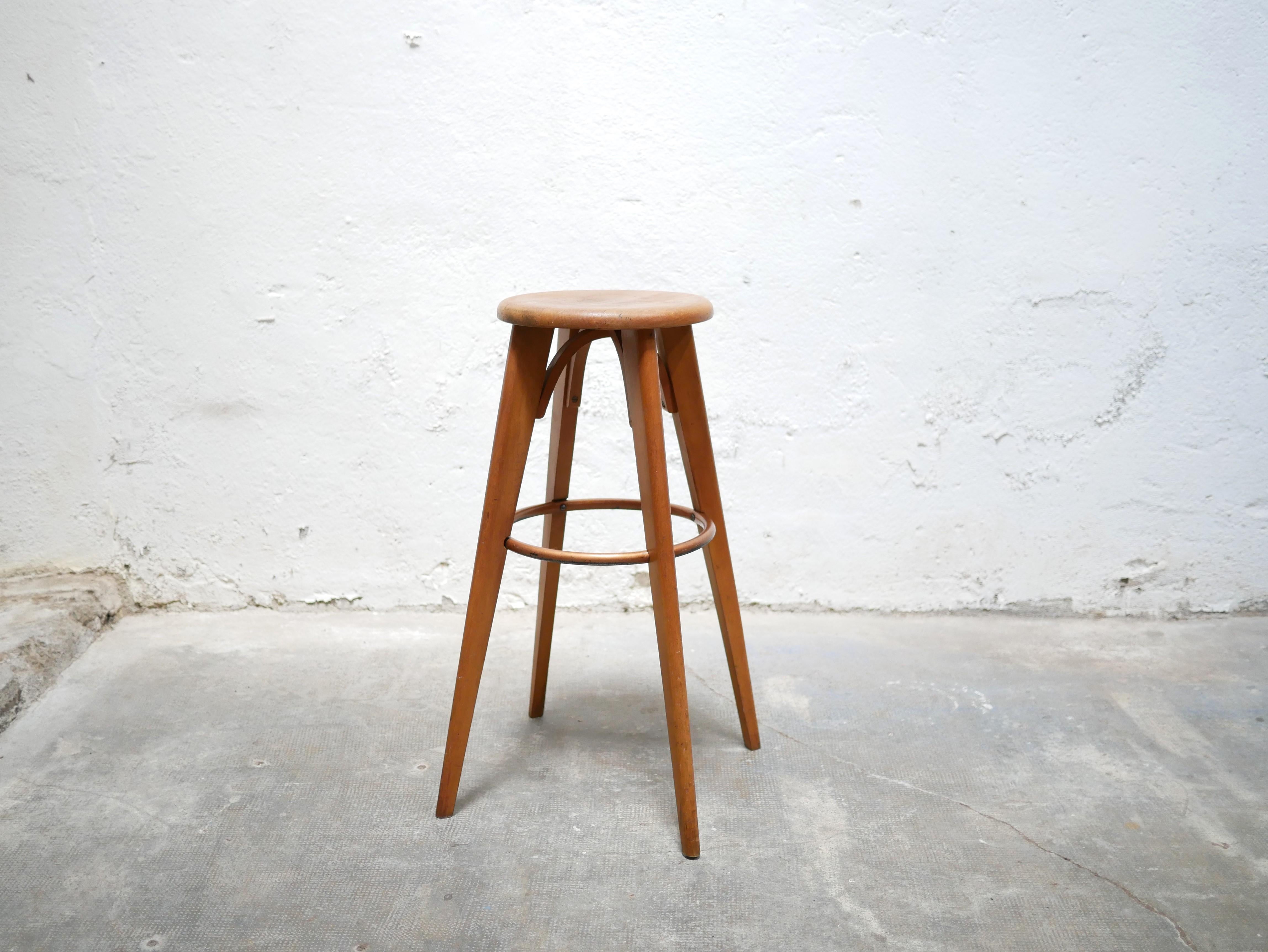 Vintage-Barhocker aus Holz von Stella editions, Frankreich (Französisch) im Angebot