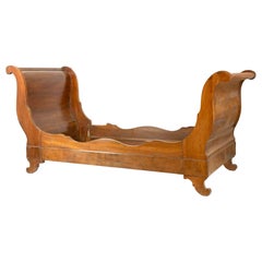 Letto in legno vintage di manifattura italiana, inizio XX secolo