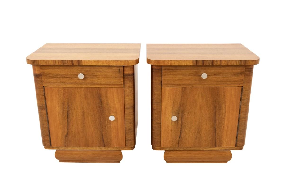 Art Déco Comodini in legno vintage della metà del XX secolo, dopo la ristrutturazione. in vendita