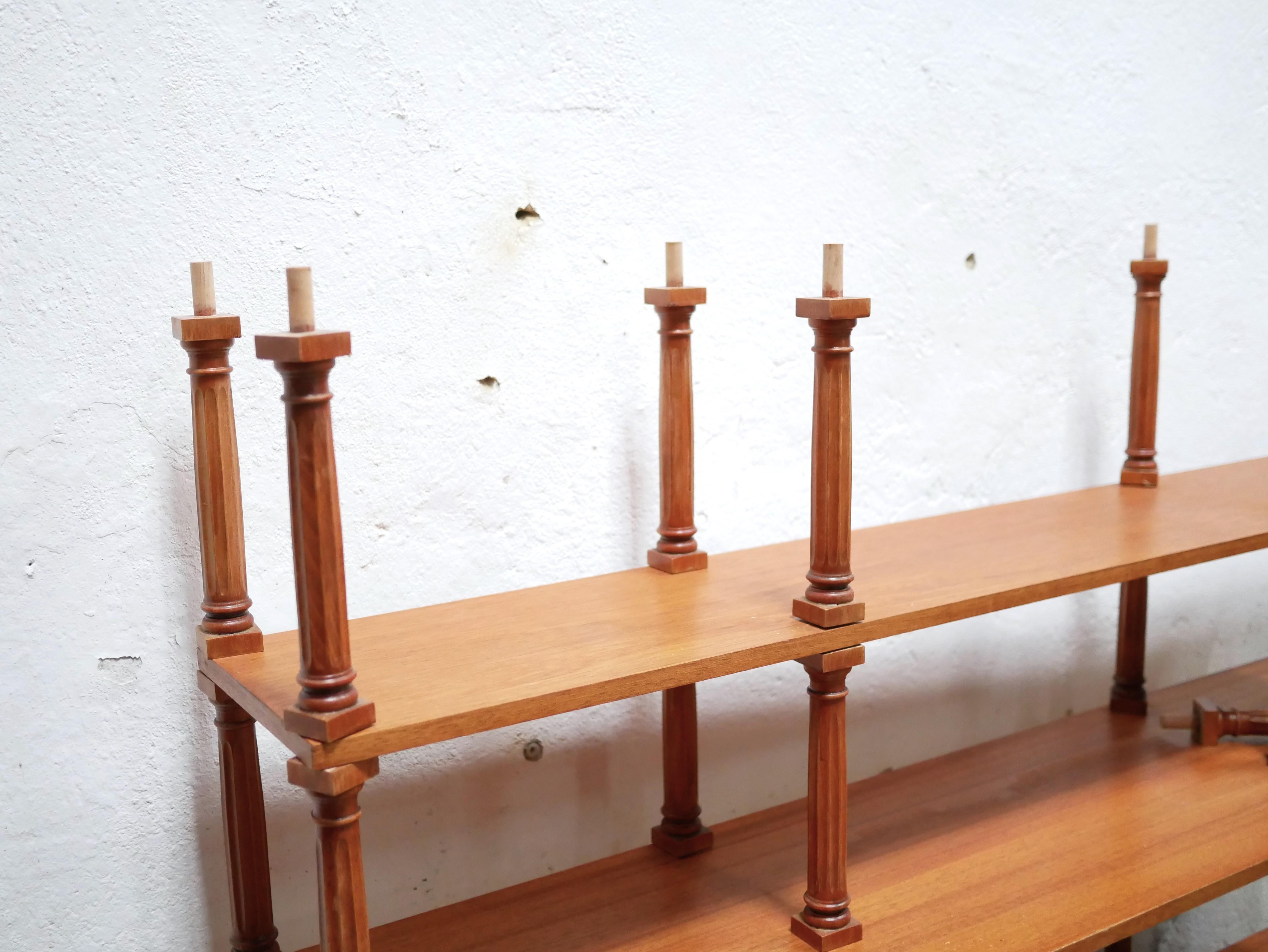 Vintage-Bücherregal aus Holz 5