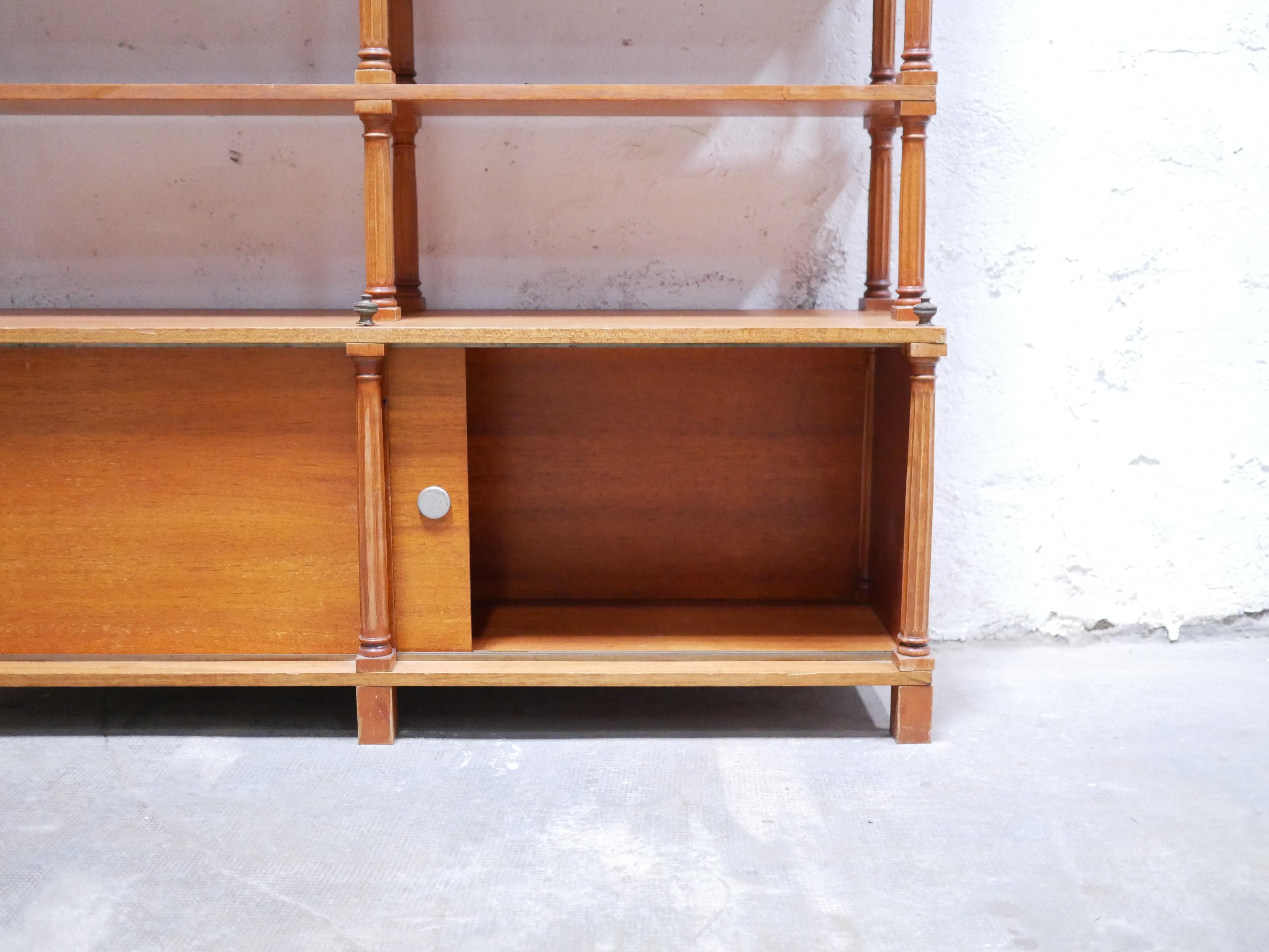 Estantería vintage de madera en venta 7