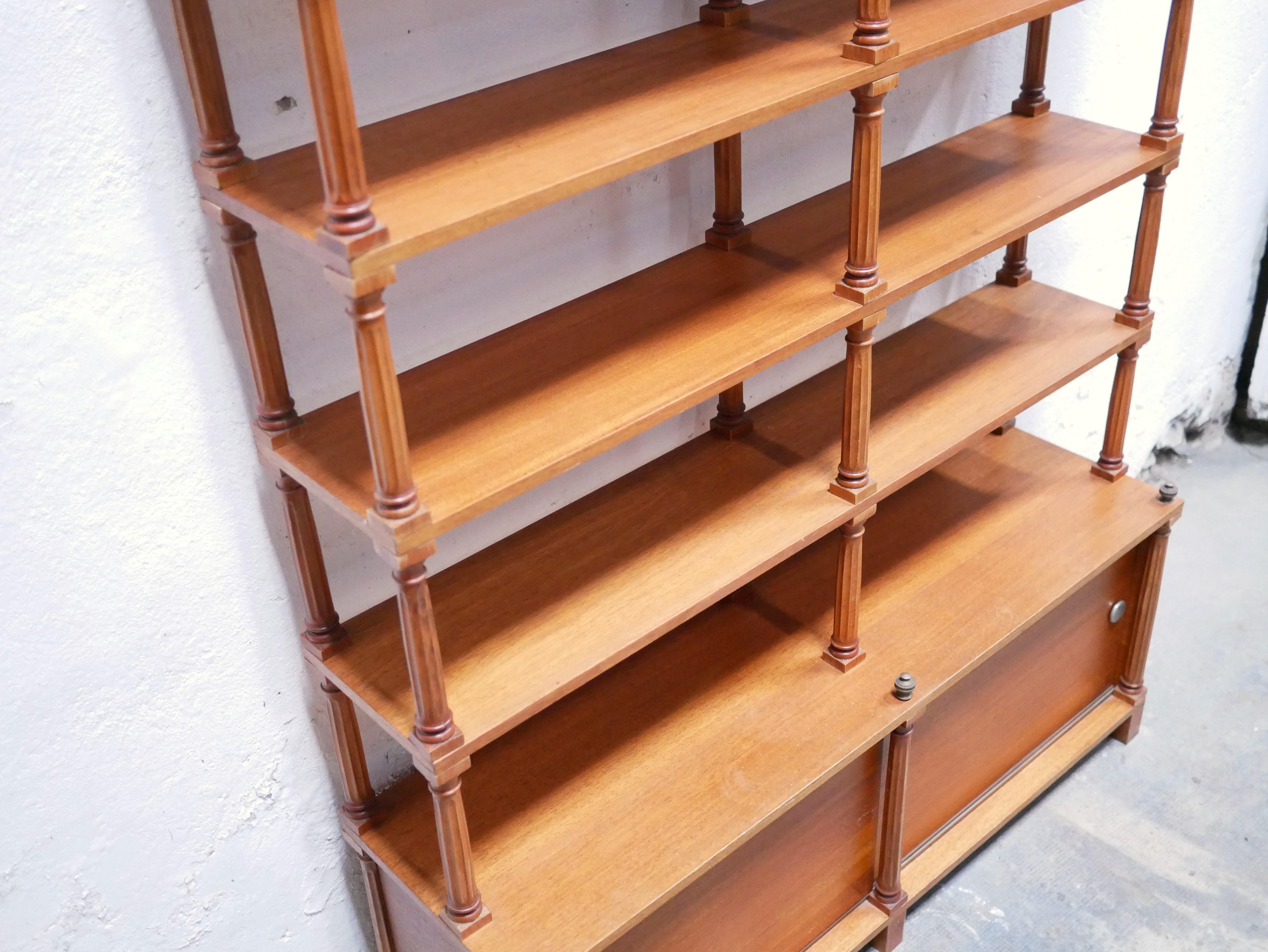 Estantería vintage de madera en venta 8
