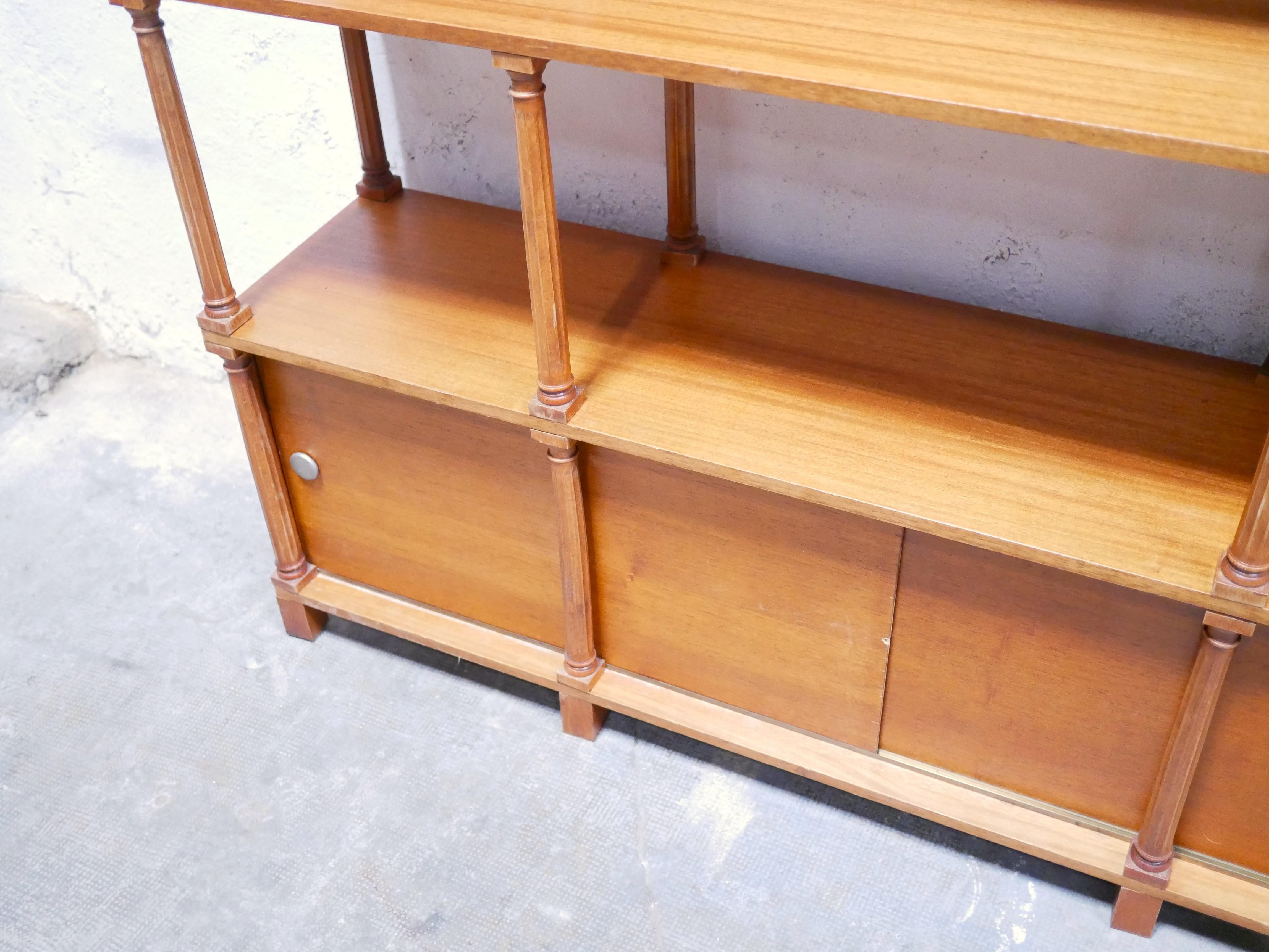 Vintage-Bücherregal aus Holz 10