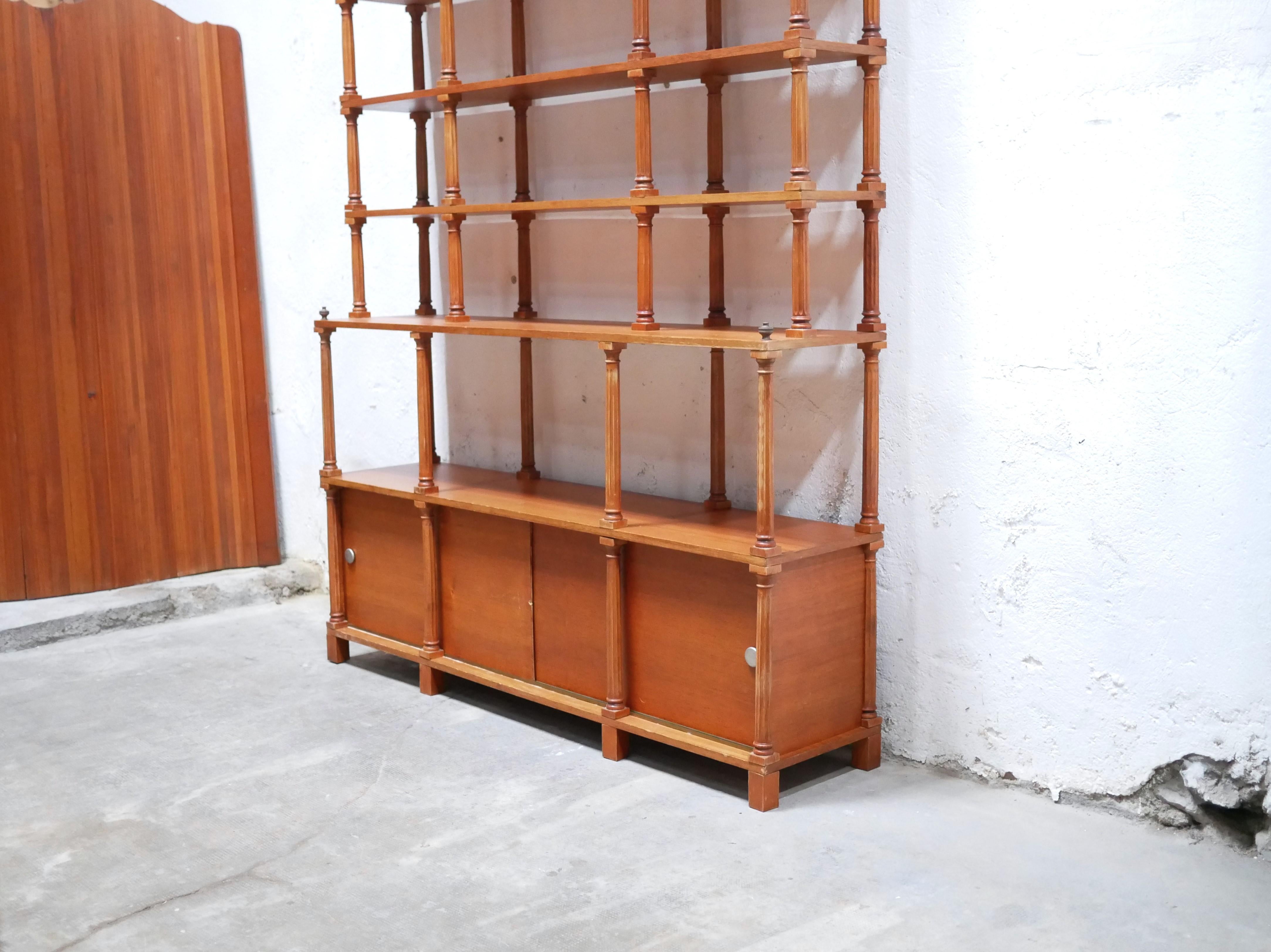 Vintage-Bücherregal aus Holz 2