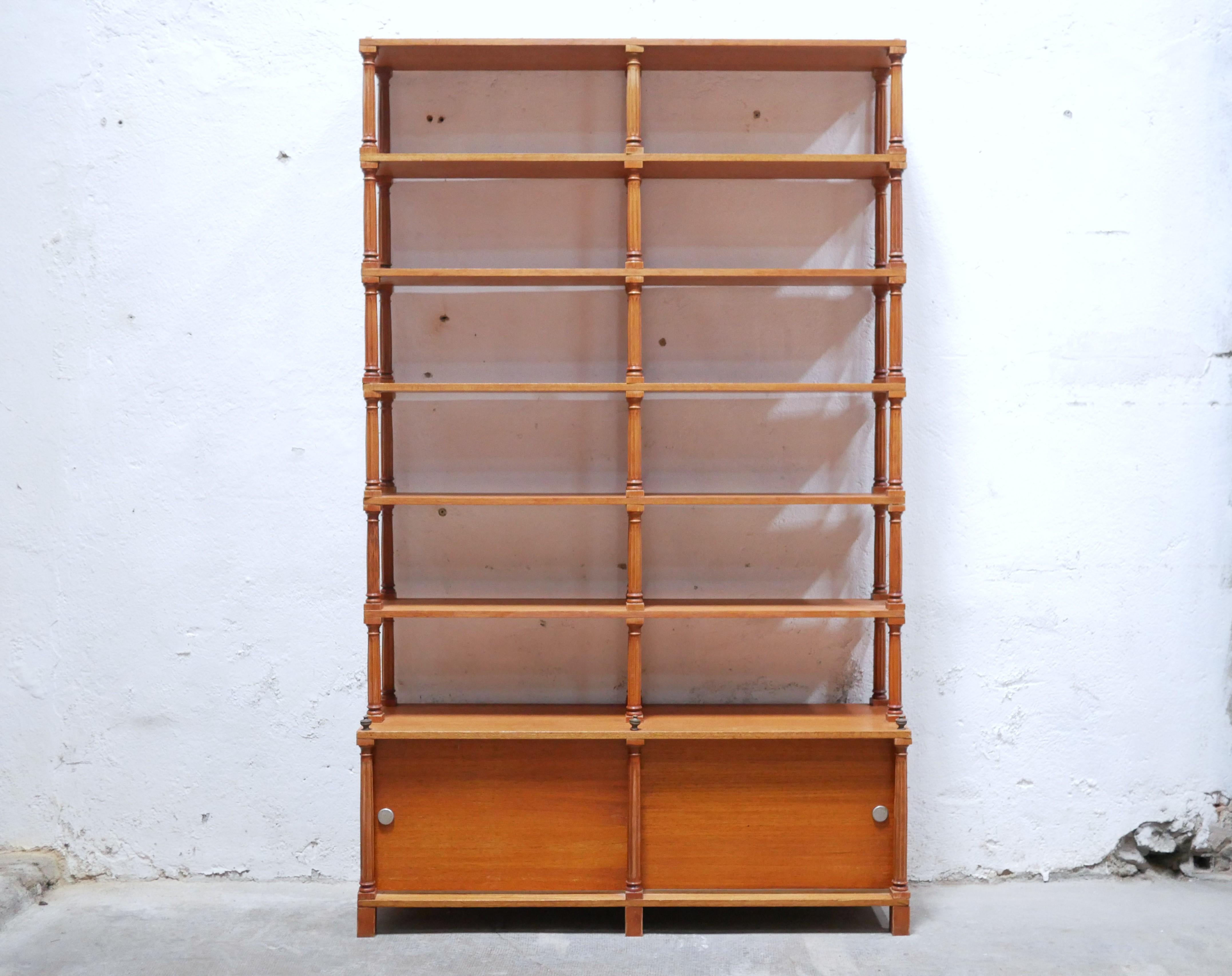 Estantería vintage de madera en venta 2