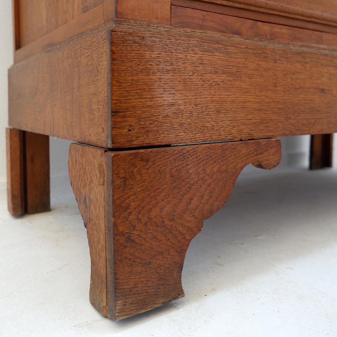 Cassettiera in legno vintage - 20° secolo in vendita 6