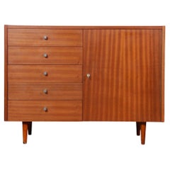 Commodes et coffres à tiroirs