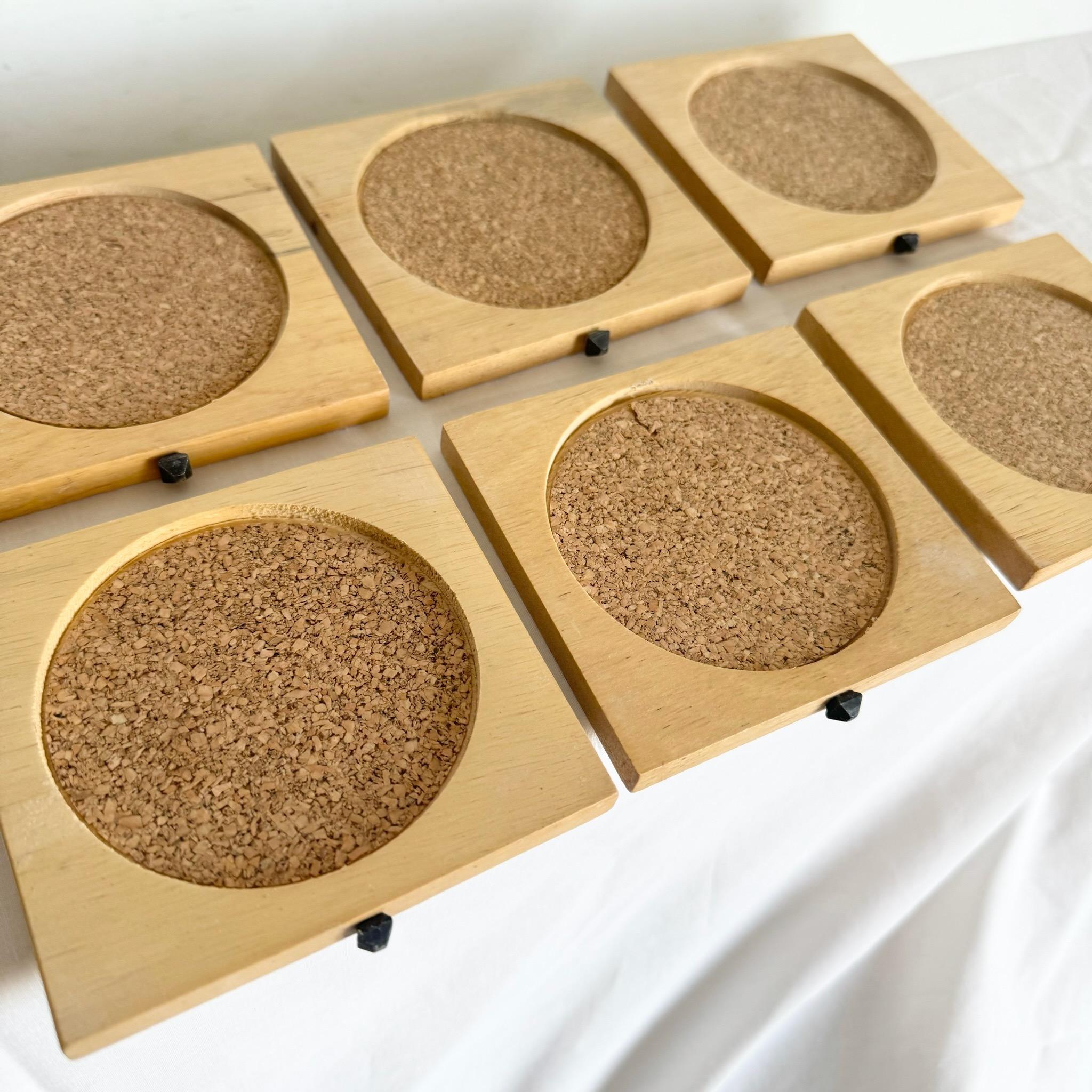 Holztruhe im Vintage-Stil mit Untersetzern von Knobler, 8er-Set im Angebot 1