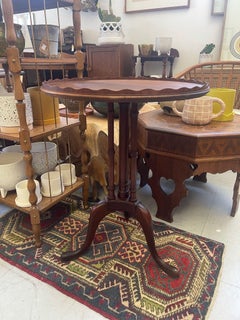 Vintage Wooden Circular Tripod Chippendale Style Pie Crust Table 3 column base