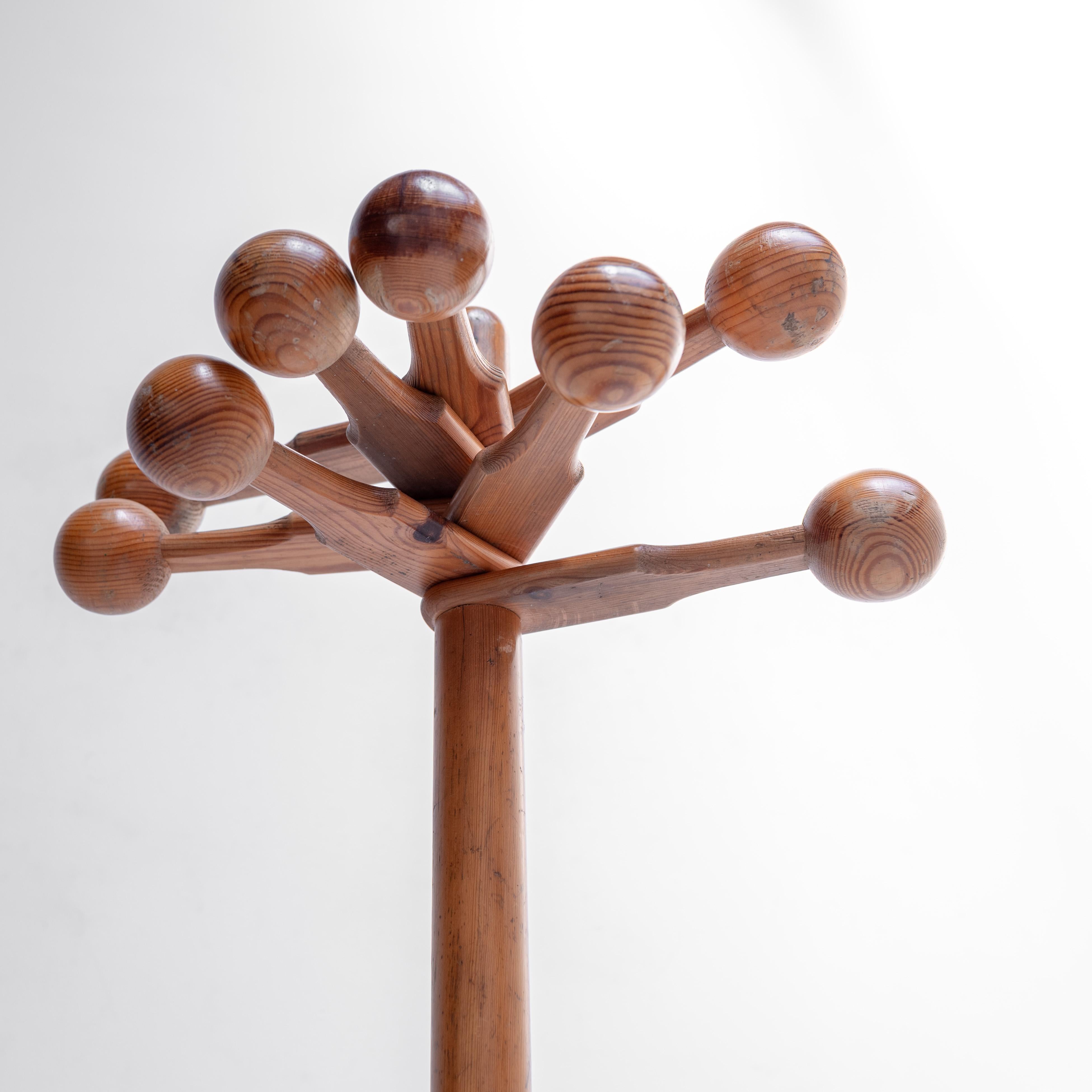 Vintage Garderobenständer aus Holz mit drehbaren Haken, Frankreich, 1960er Jahre im Angebot 6