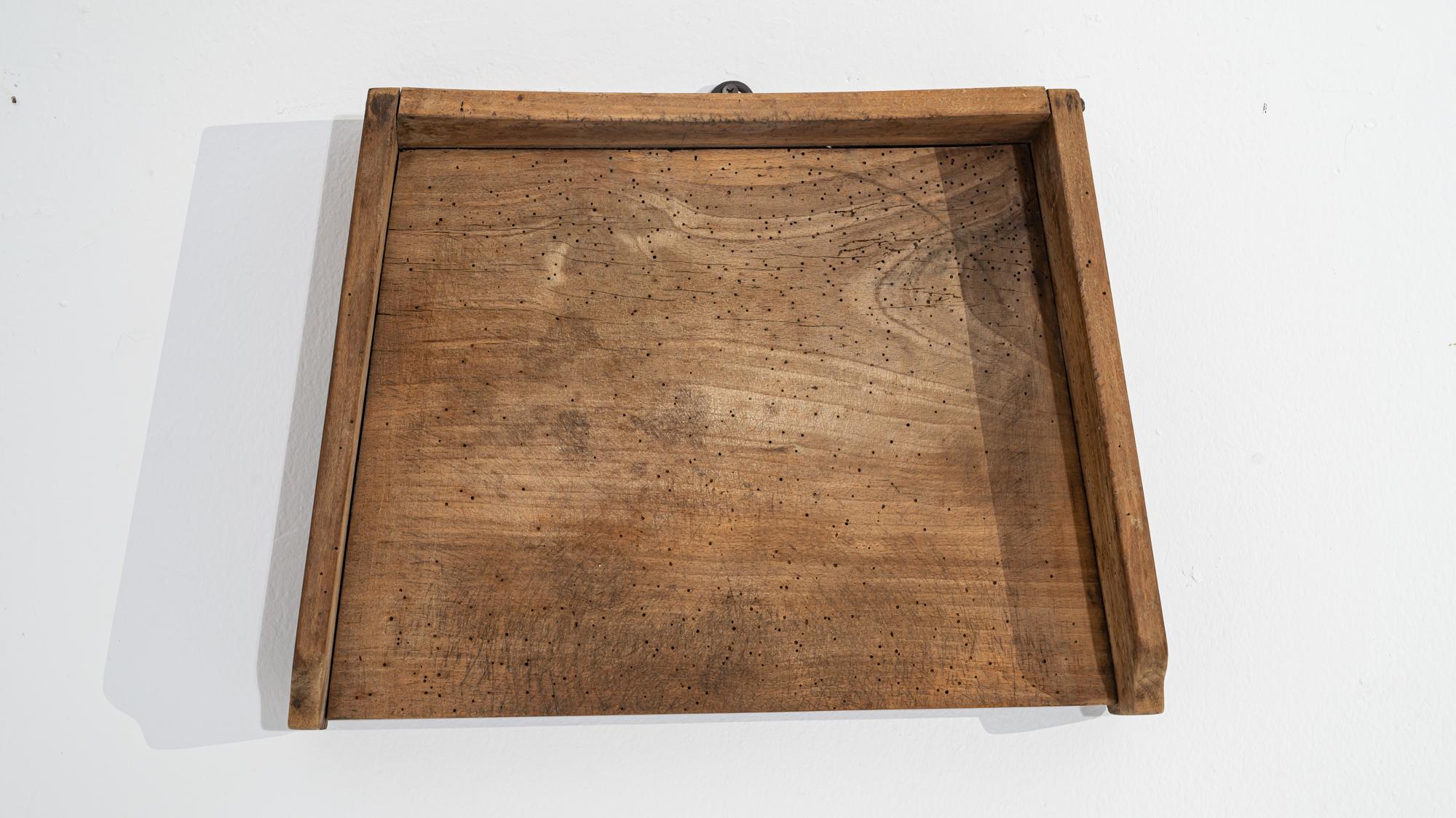 Vintage Wooden Cutting Board In Good Condition In High Point, NC