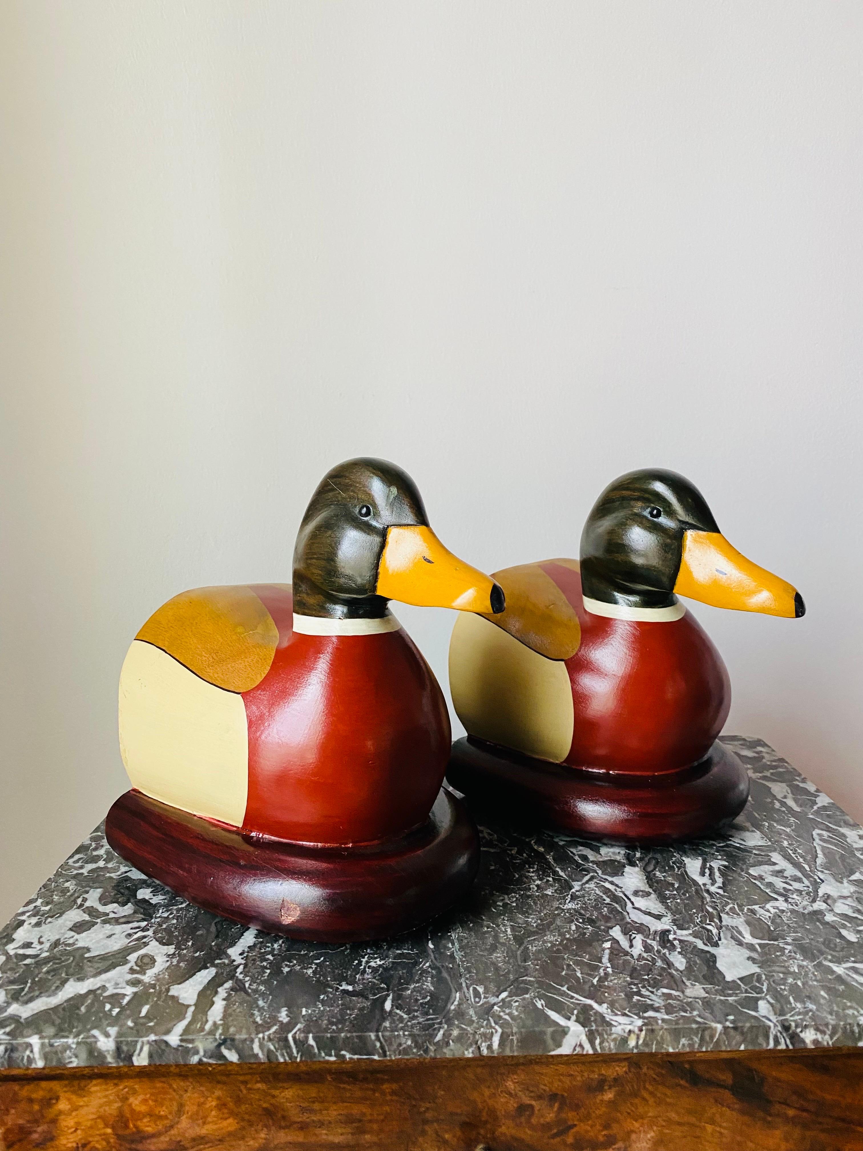 Sujetalibros de madera Vintage Decoy Duck Americana Moderno de mediados de siglo en venta