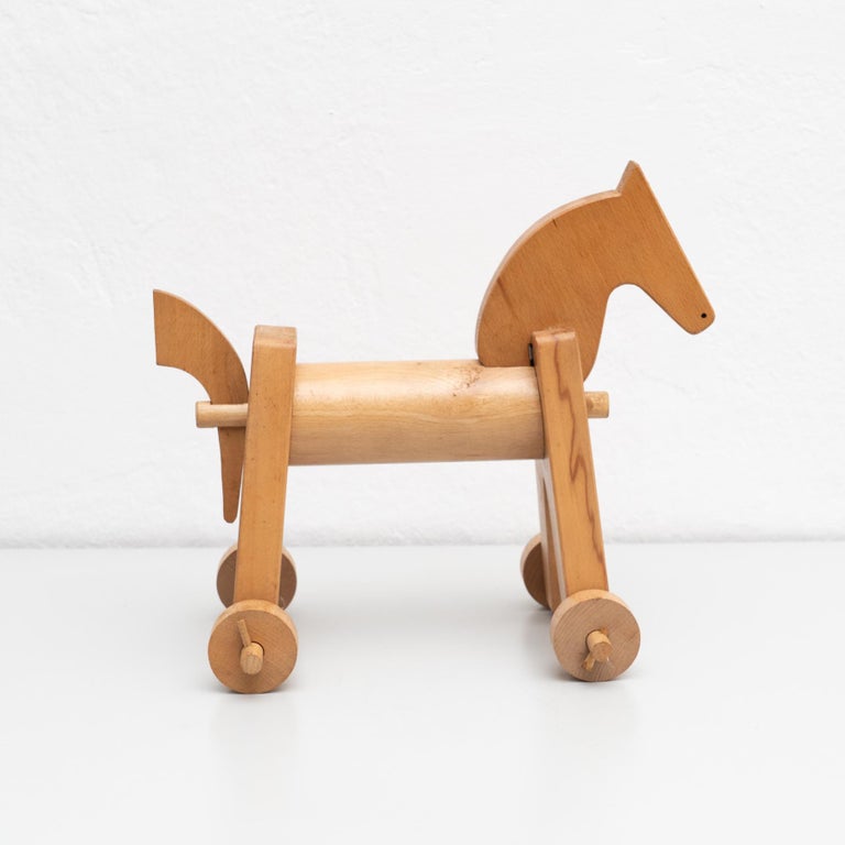 Vintage Wooden Derby Horse Toy, circa 1950 For Sale 5